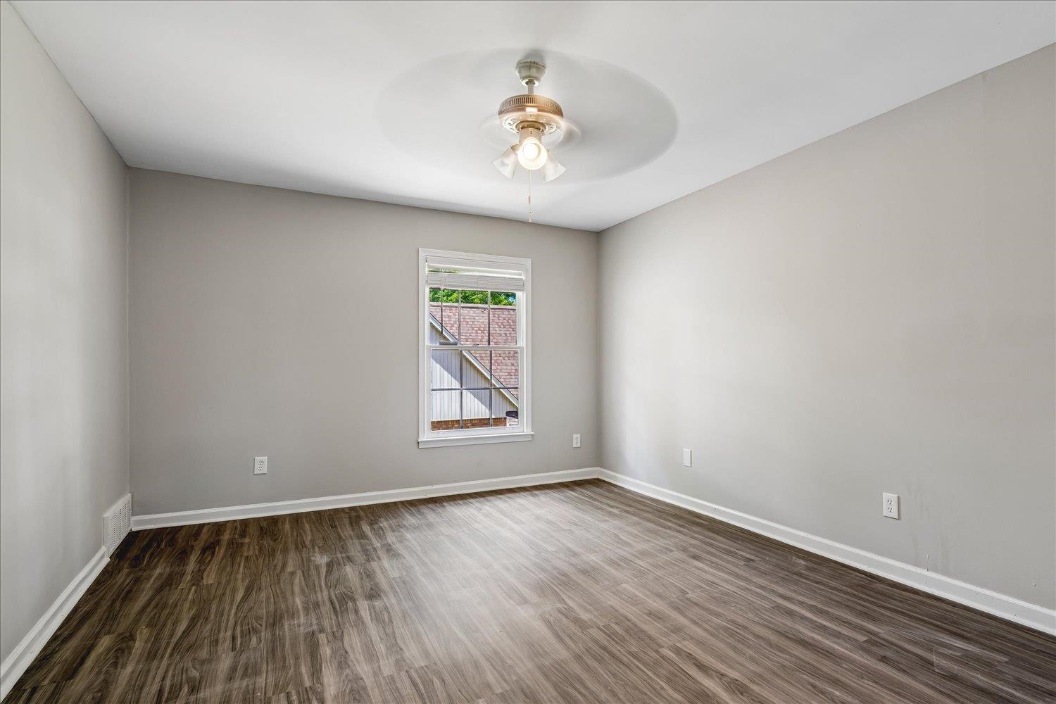 3951 Fun Valley Dr Property Photo 26