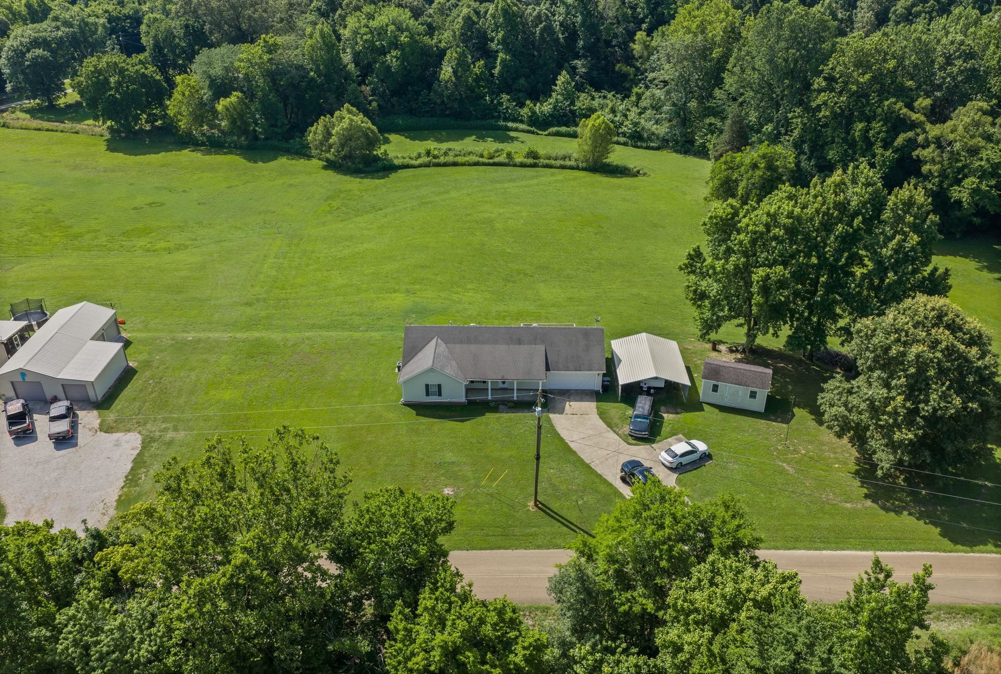 1140 Long Rd Property Photo 2