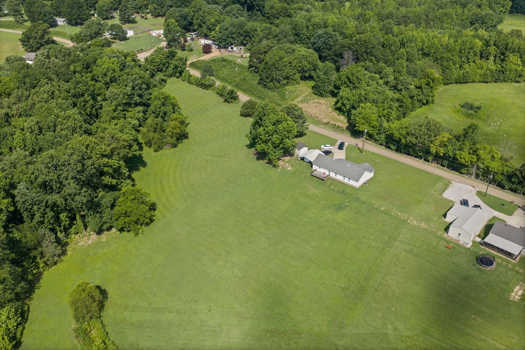 1140 Long Rd Property Photo 5