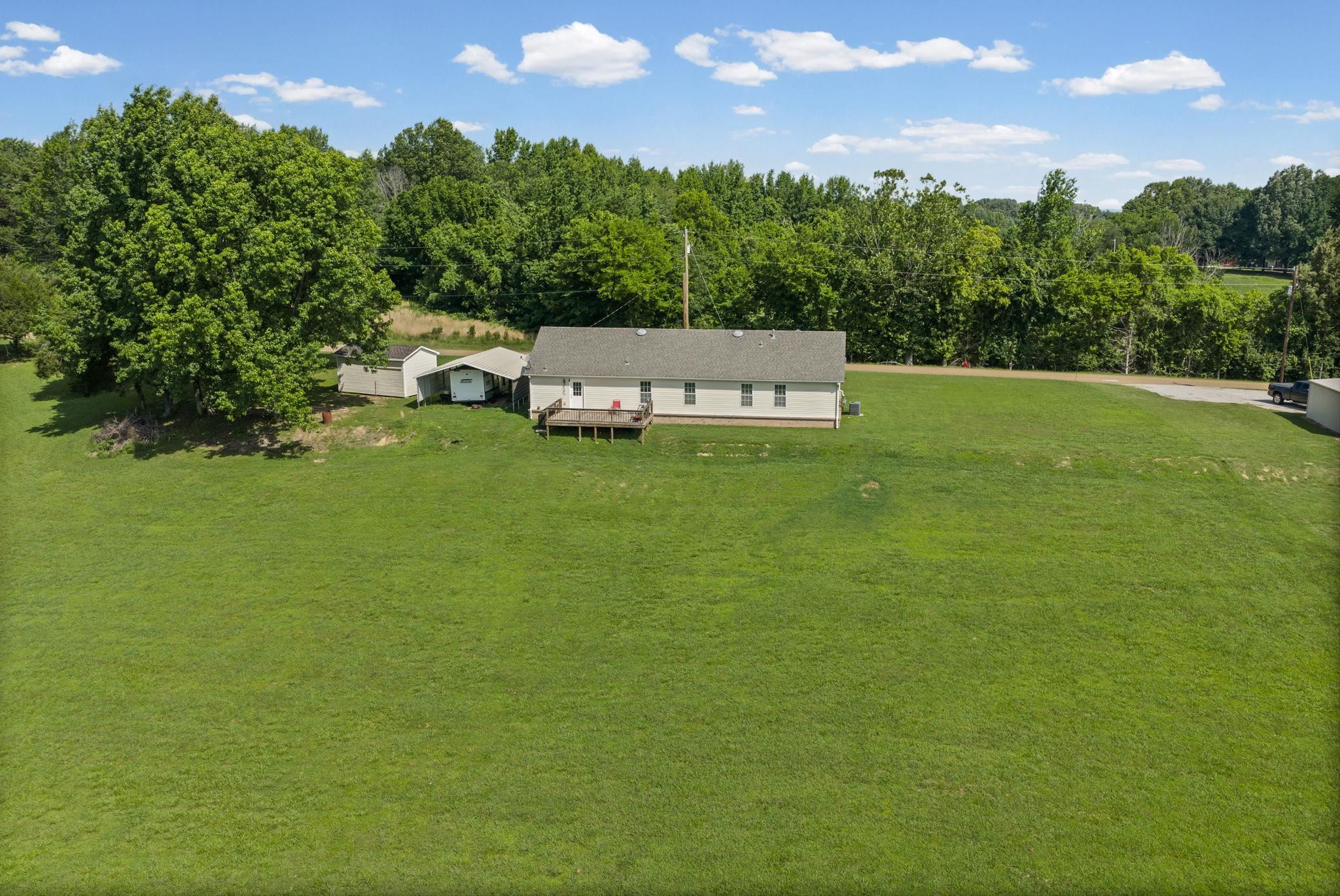 1140 Long Rd Property Photo 6