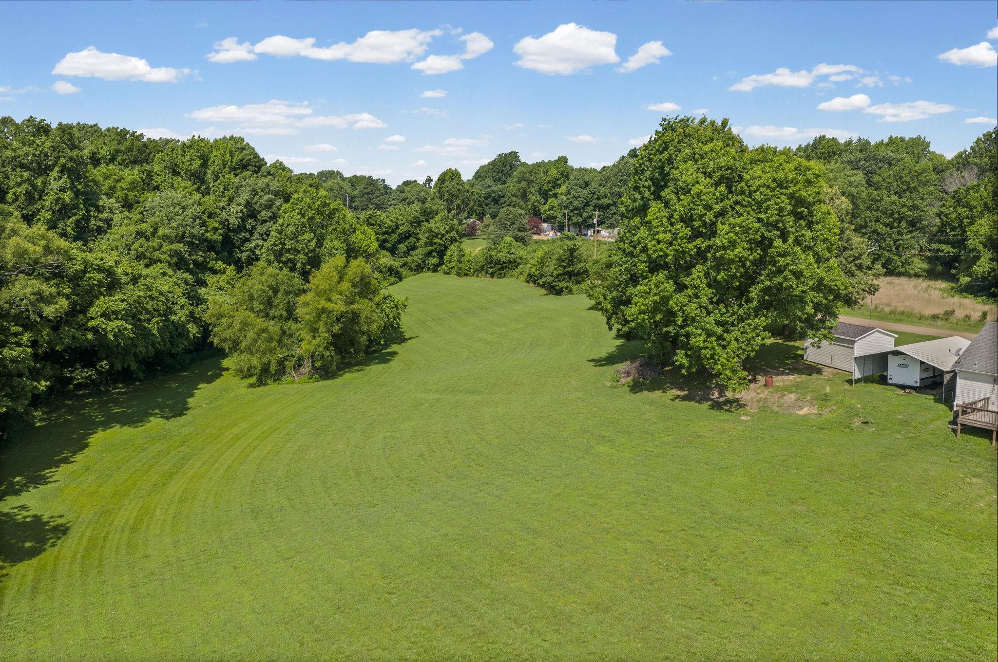 1140 Long Rd Property Photo 9