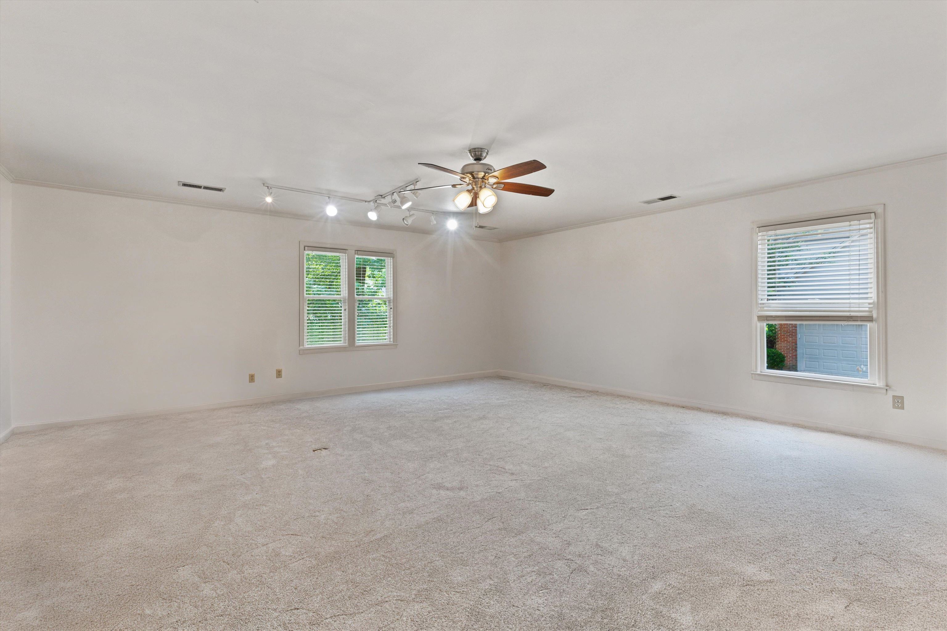 1863 Miller Farms Rd Property Photo 21