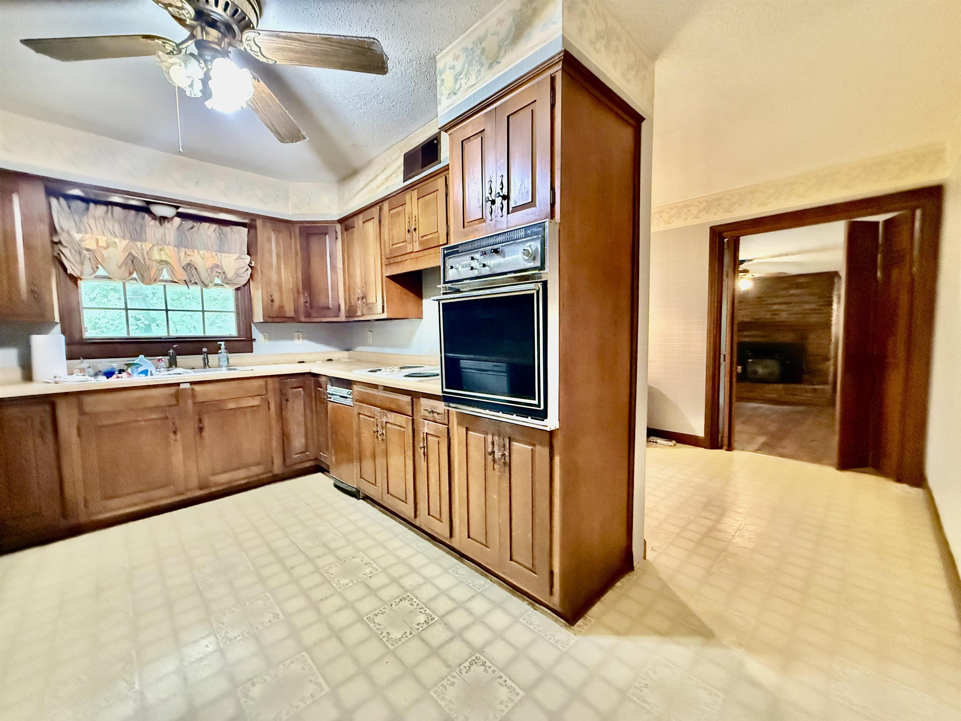 6235 Mckinstry Rd Property Photo 10