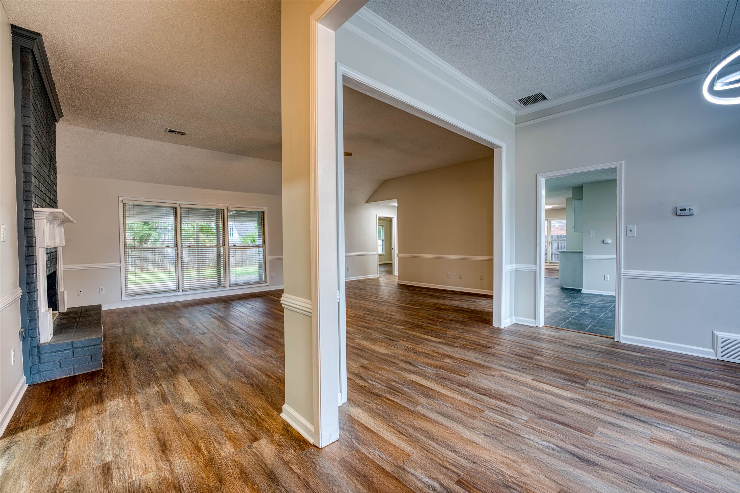 8936 Rowley Cv Property Photo 3