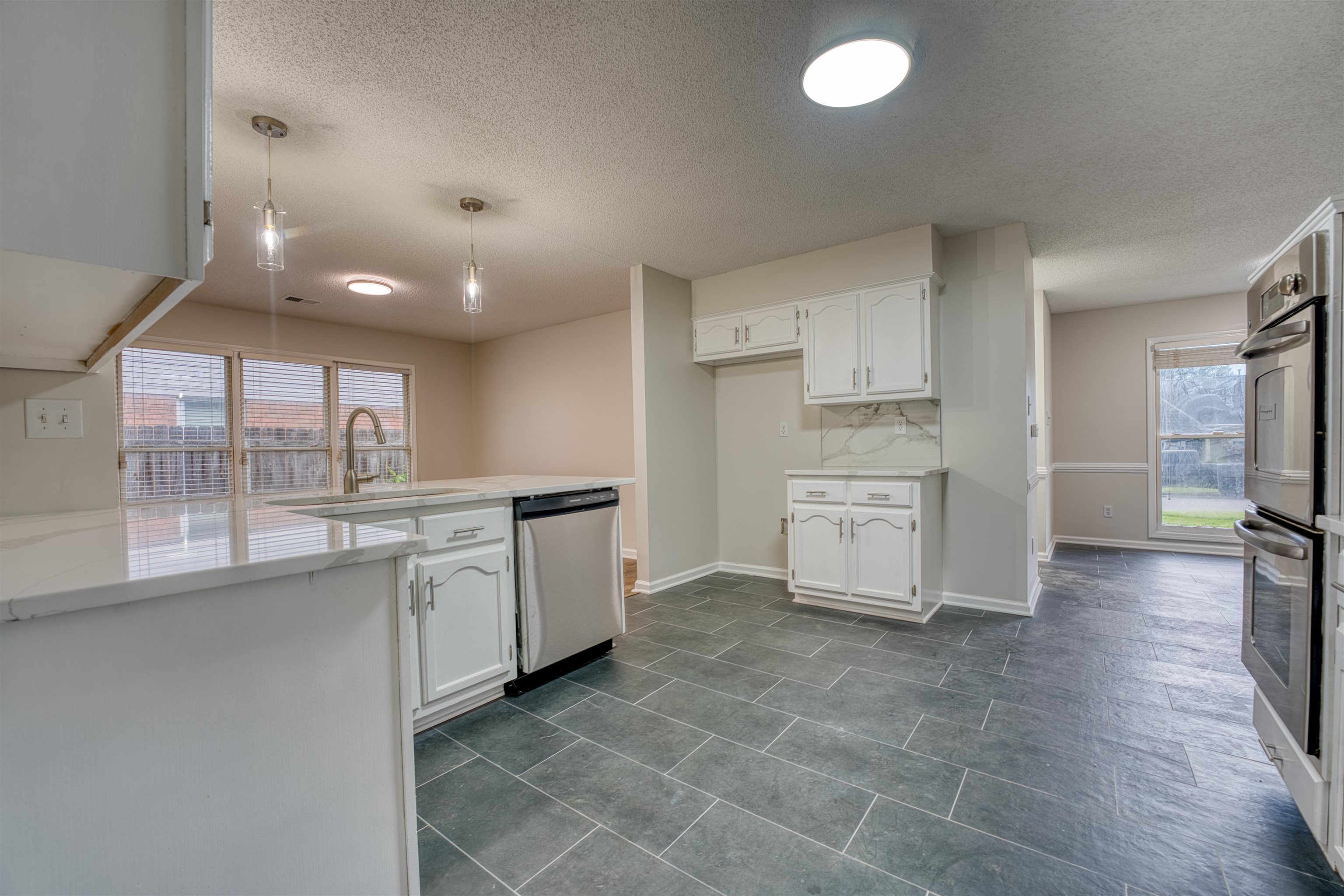 8936 Rowley Cv Property Photo 11