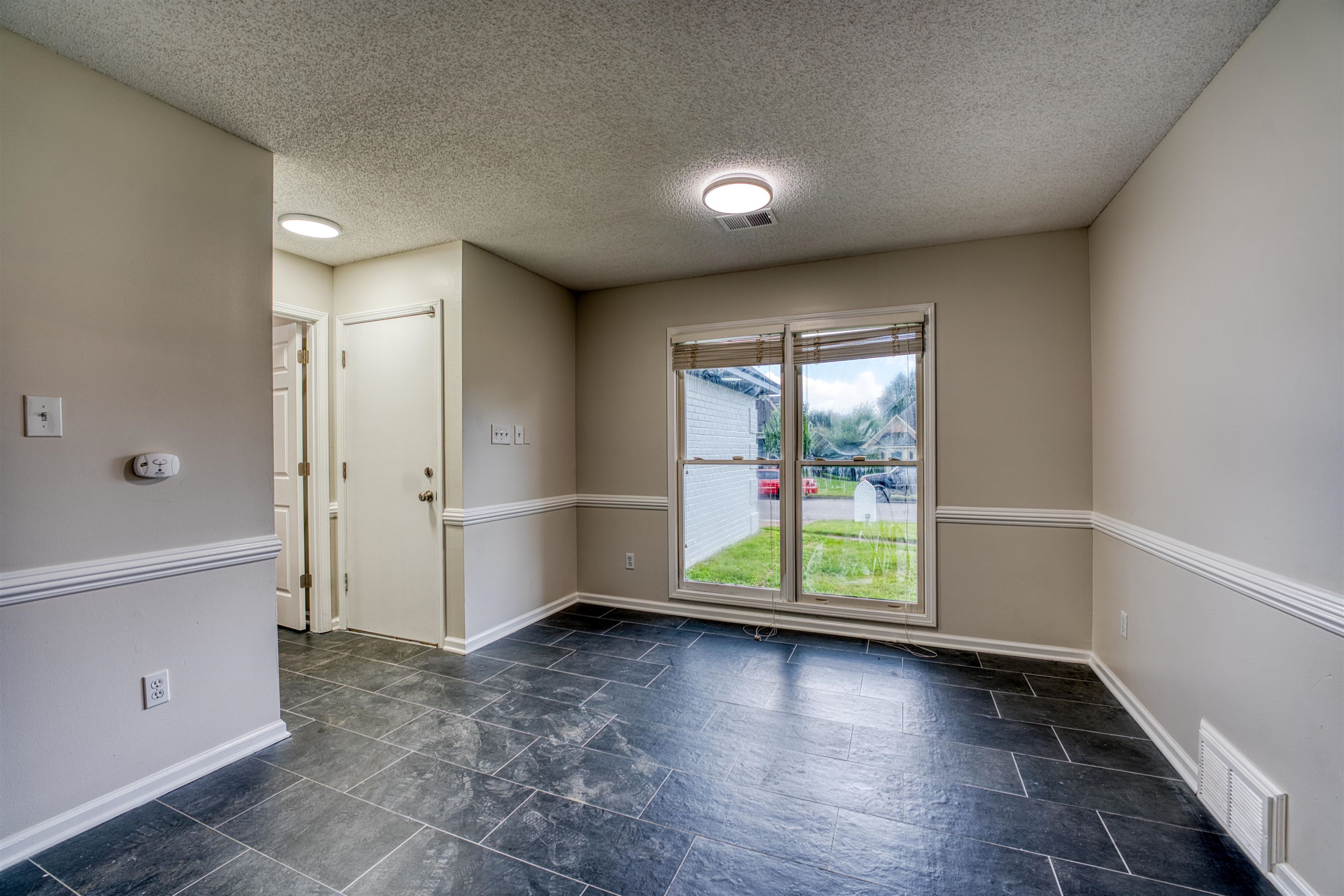 8936 Rowley Cv Property Photo 13