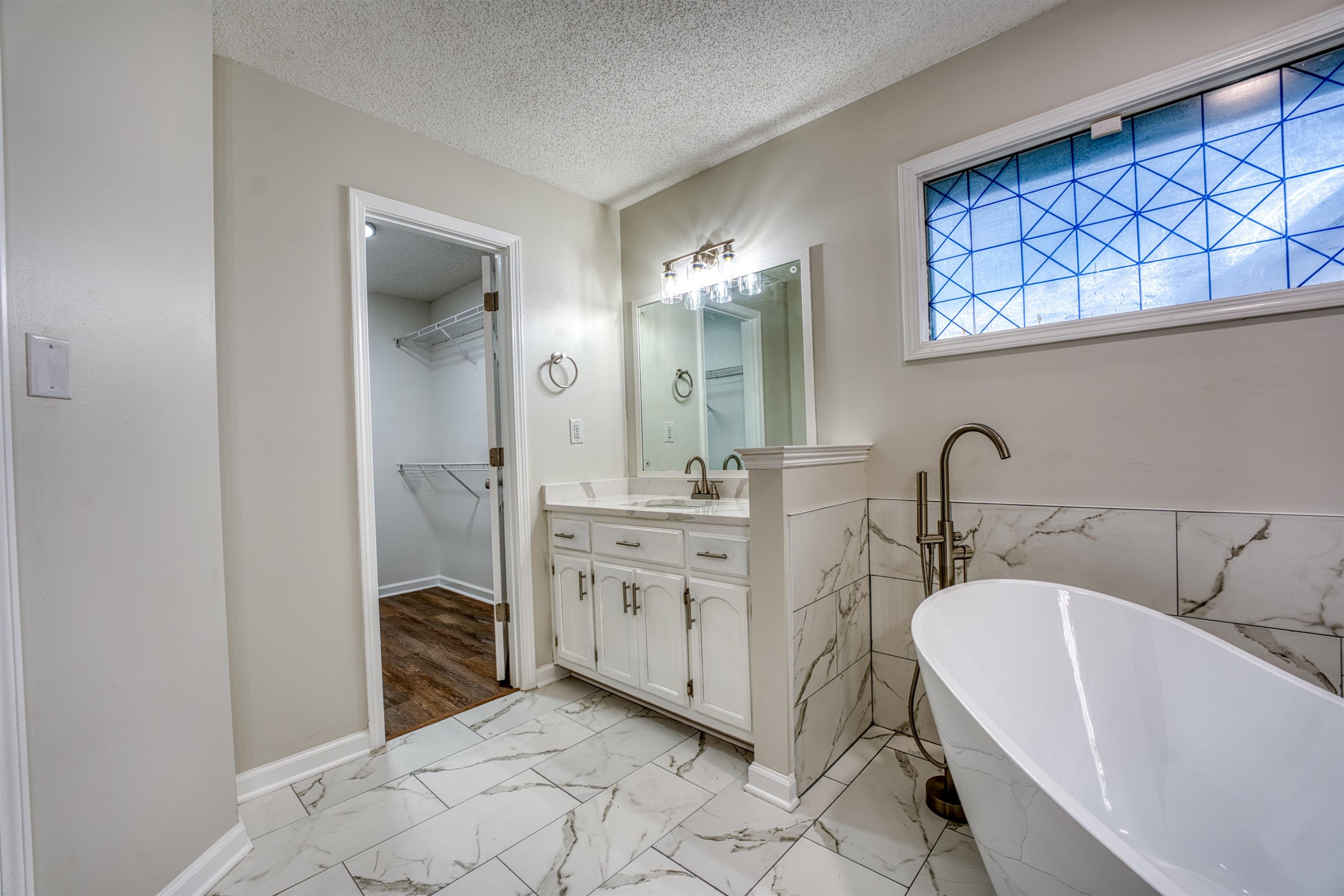 8936 Rowley Cv Property Photo 22