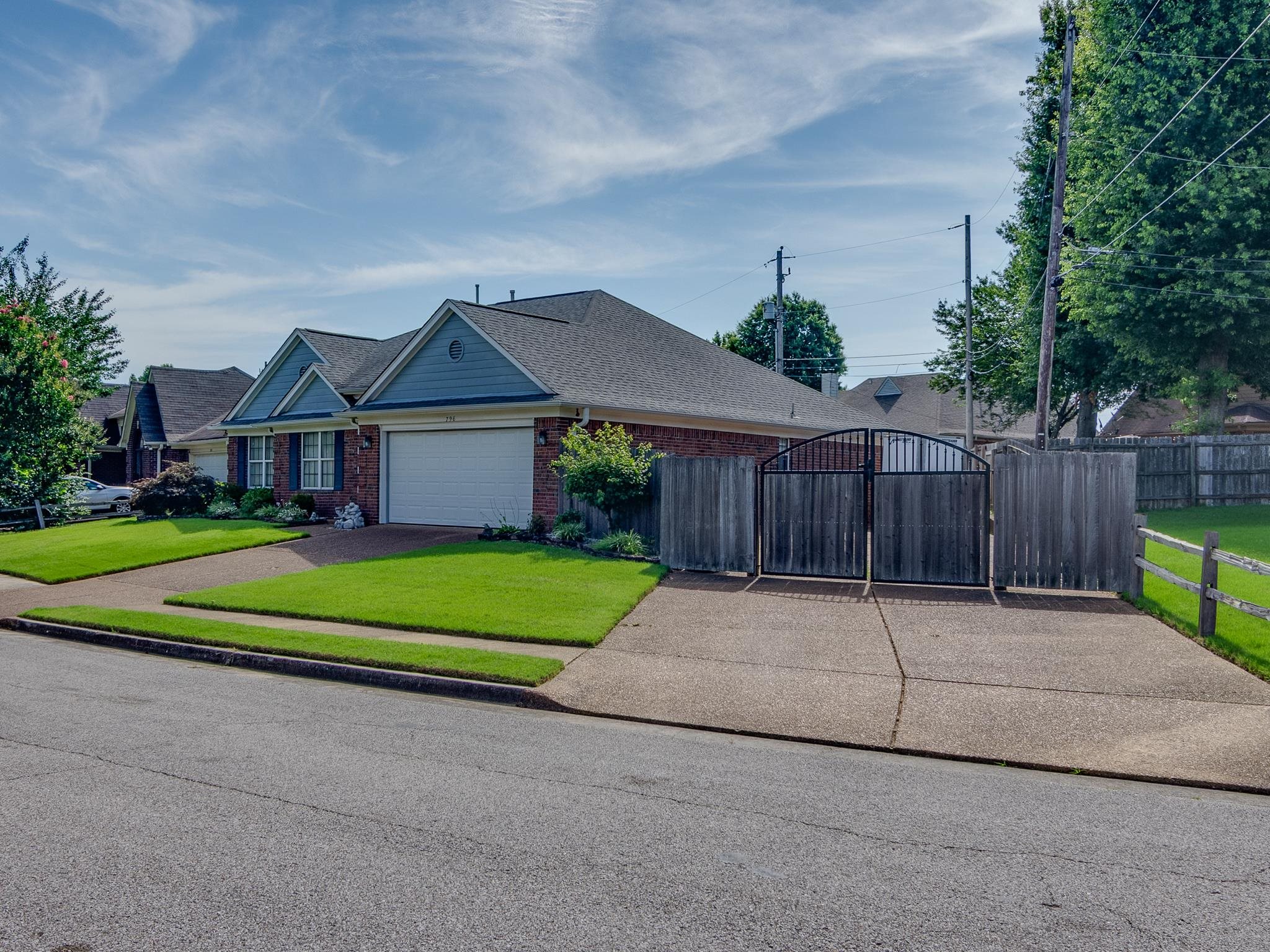 796 Radiance Dr Property Photo 23