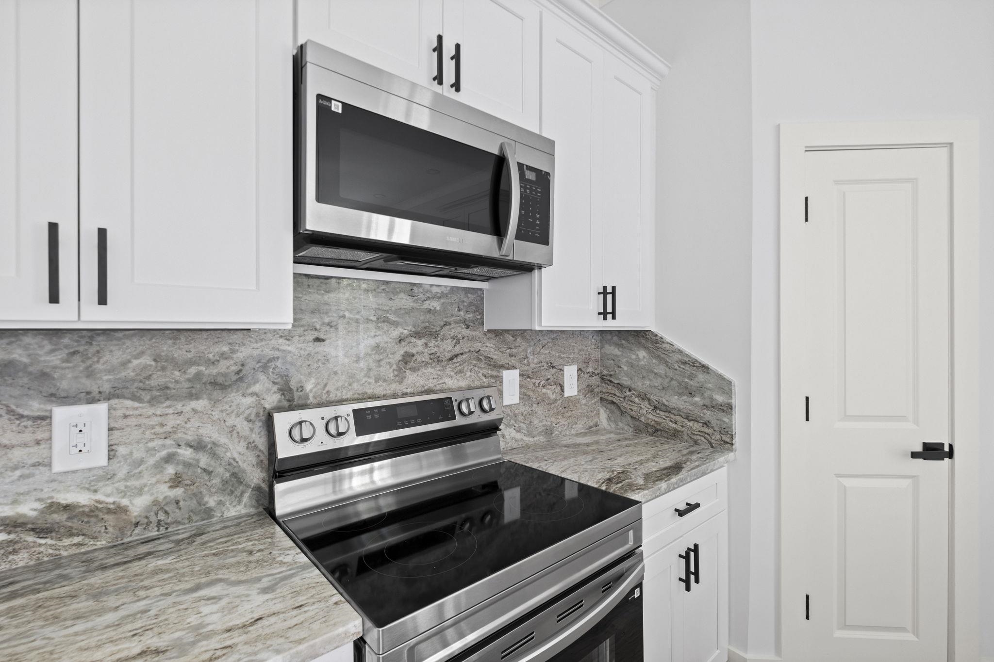 5387 Shetland Trail Cv Property Photo 10