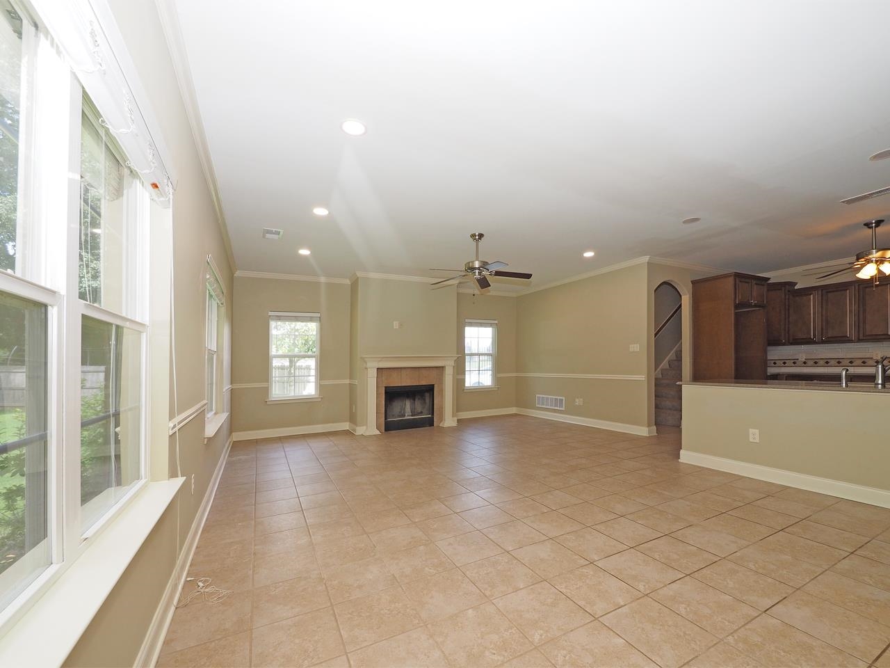 400 Eagle Valley Dr Property Photo 10