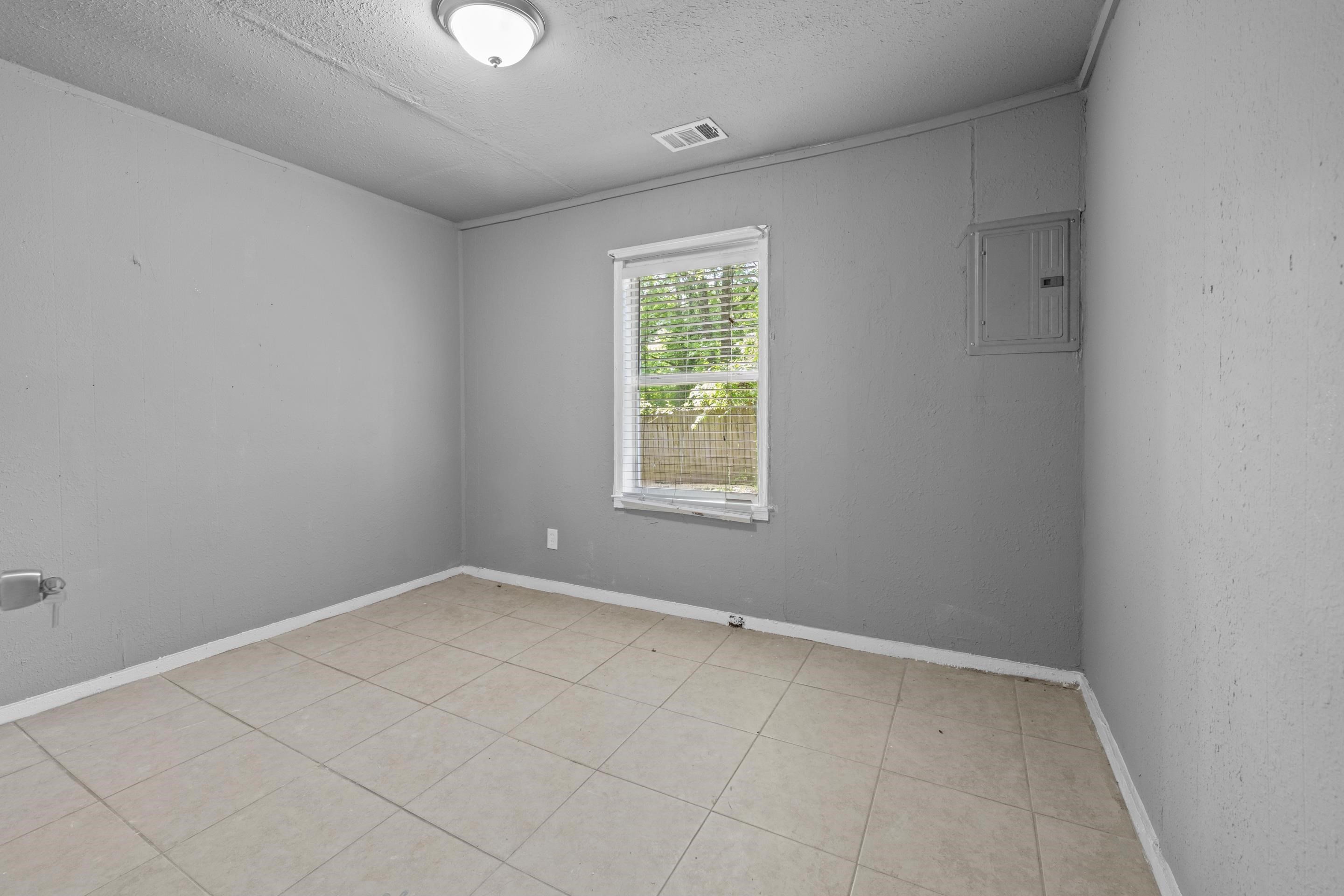 3066 Redbud Rd Property Photo 14