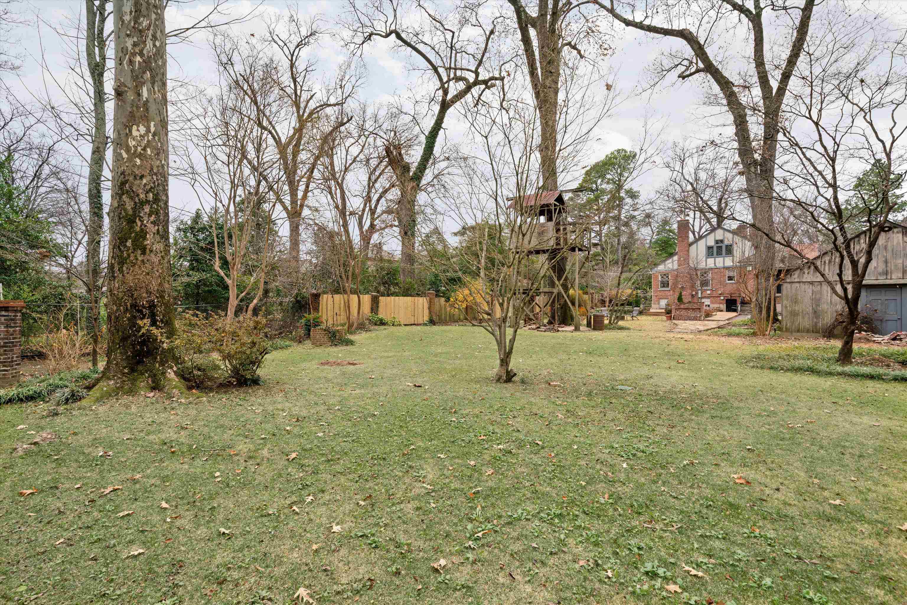 624 N Trezevant St Property Photo 34