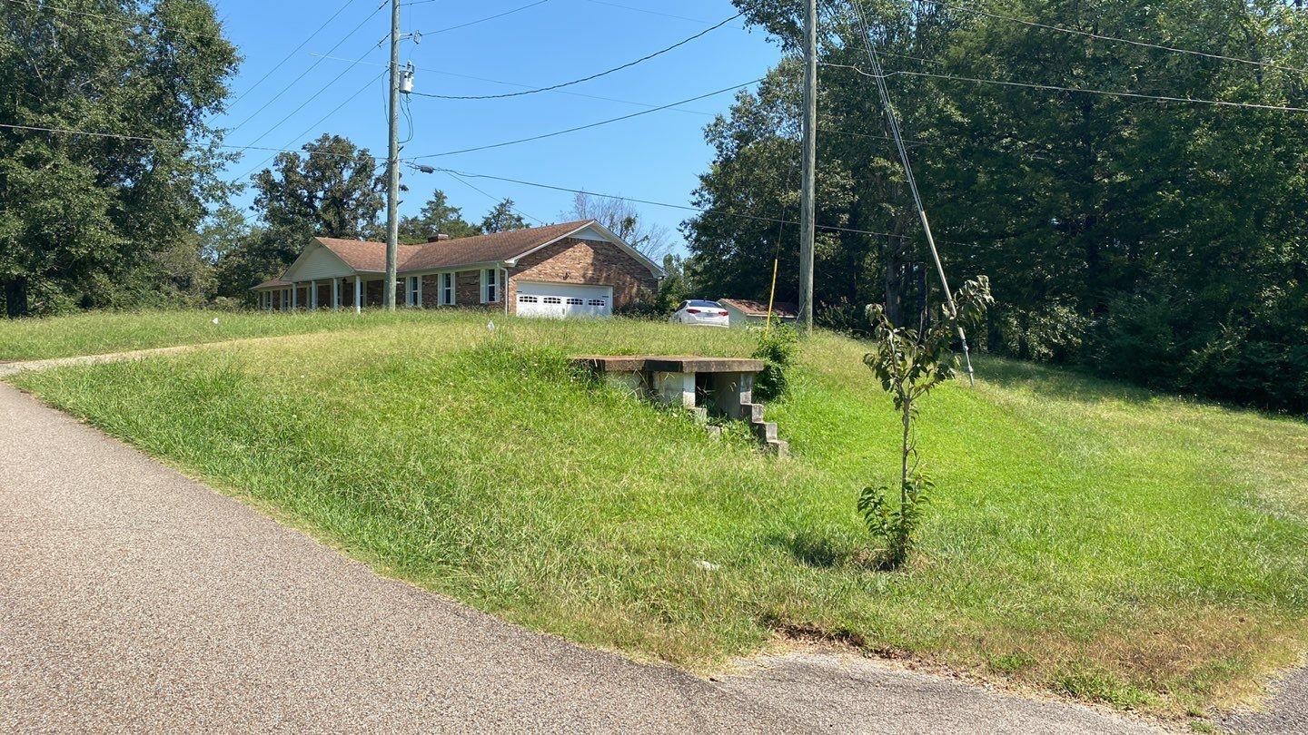 309 Kirkpatrick Dr Property Photo 2