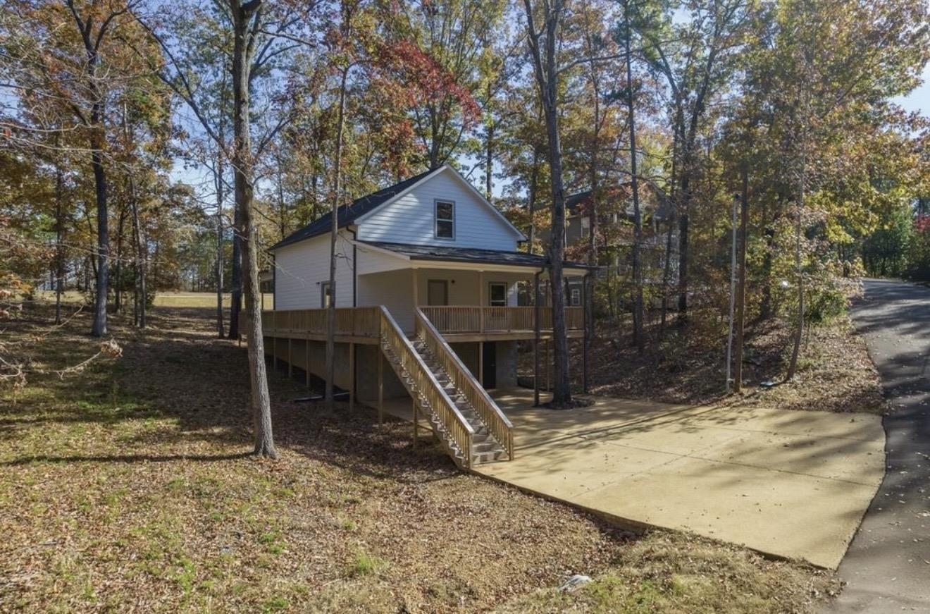 67 Dunhill Ct Property Photo 3