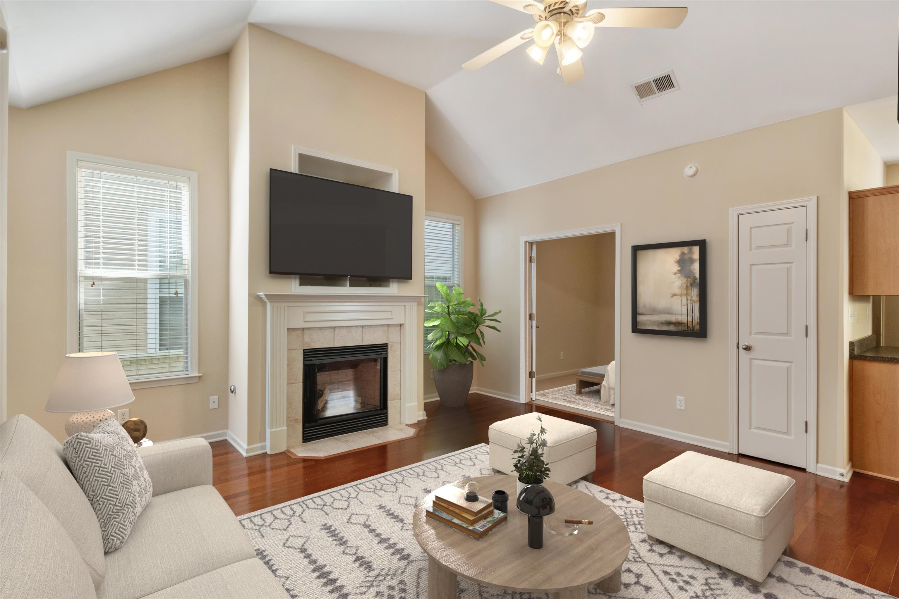 1365 Harbor Park Dr Property Photo 6