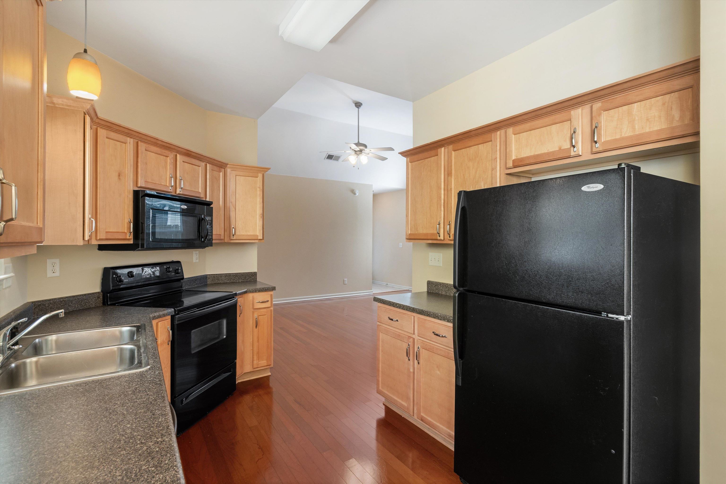 1365 Harbor Park Dr Property Photo 7