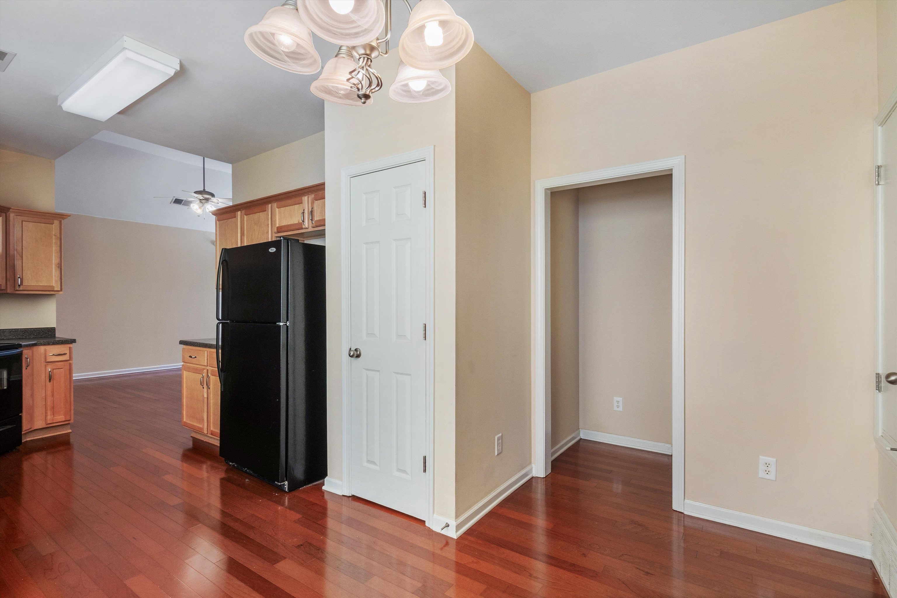 1365 Harbor Park Dr Property Photo 11