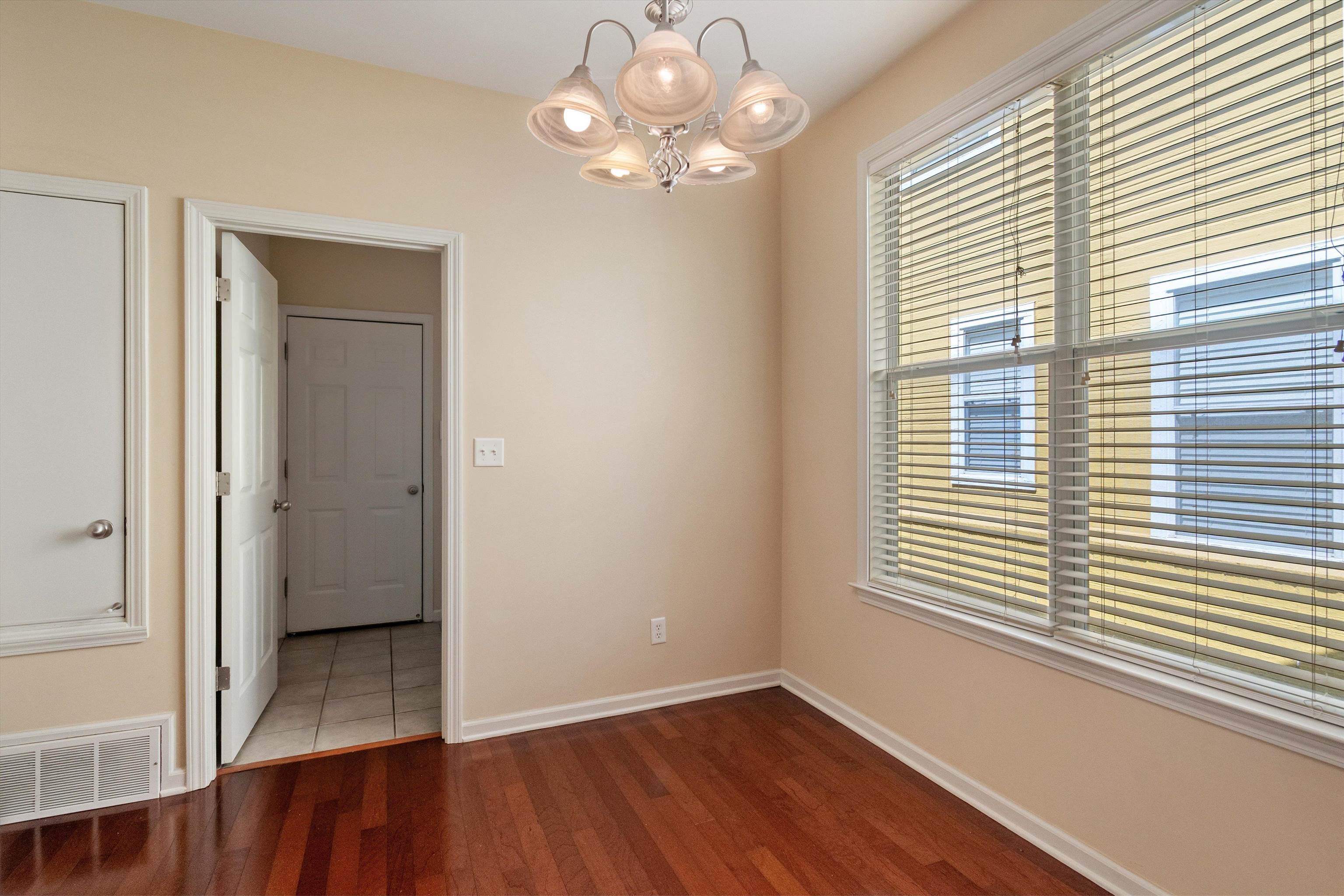 1365 Harbor Park Dr Property Photo 12