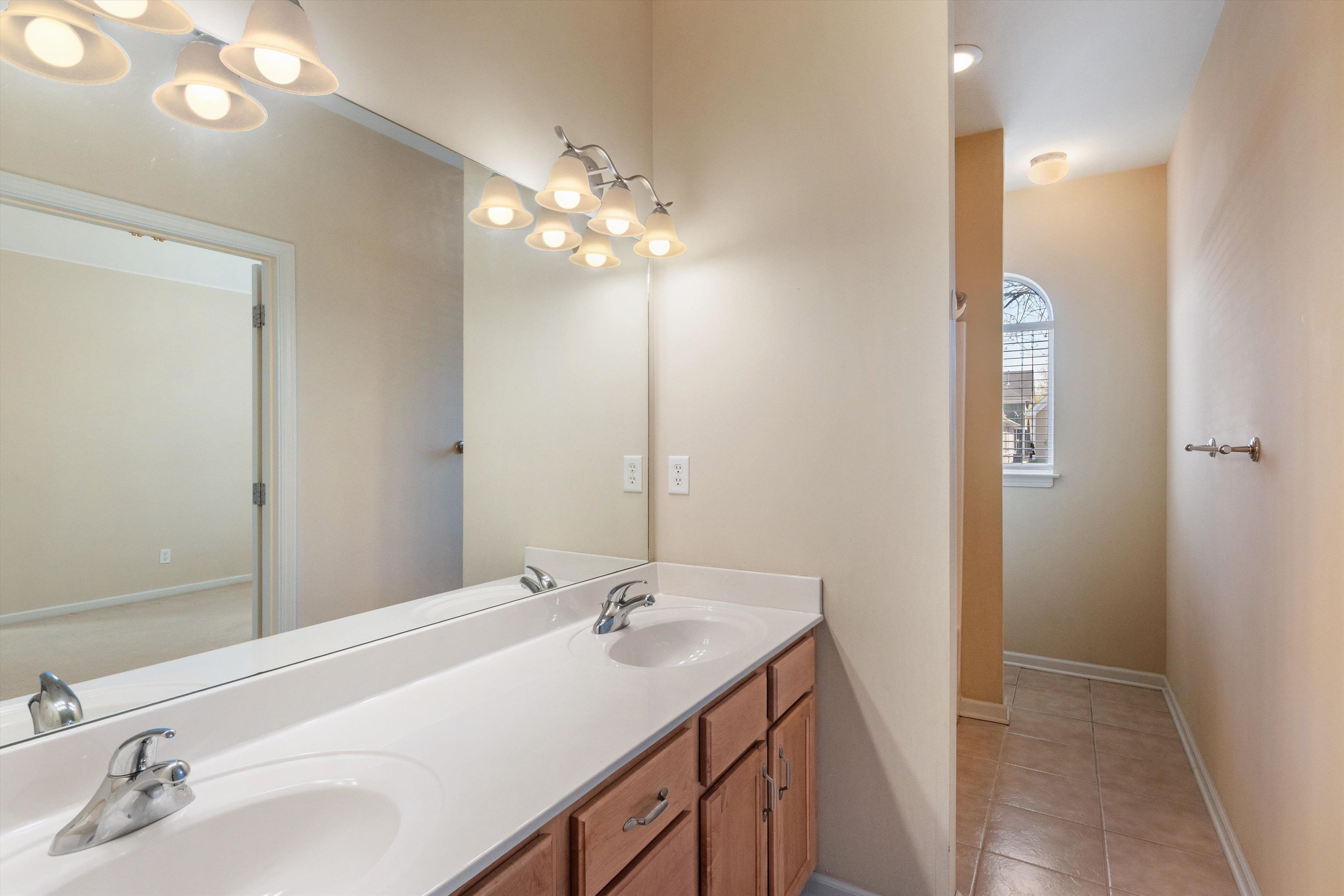 1365 Harbor Park Dr Property Photo 17