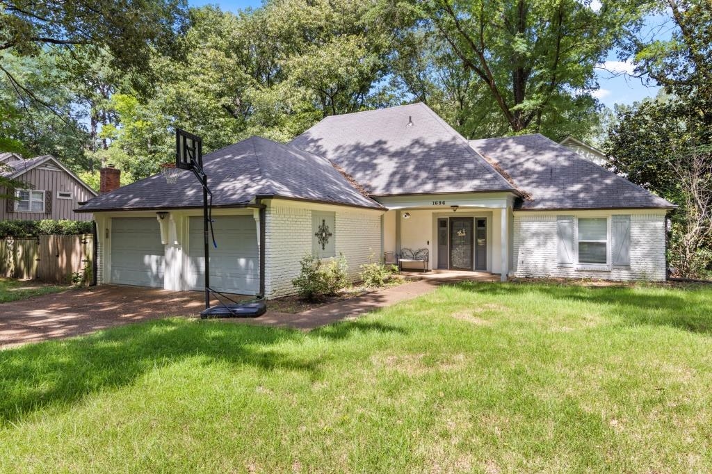 1696 Hapano Dr Property Photo 2