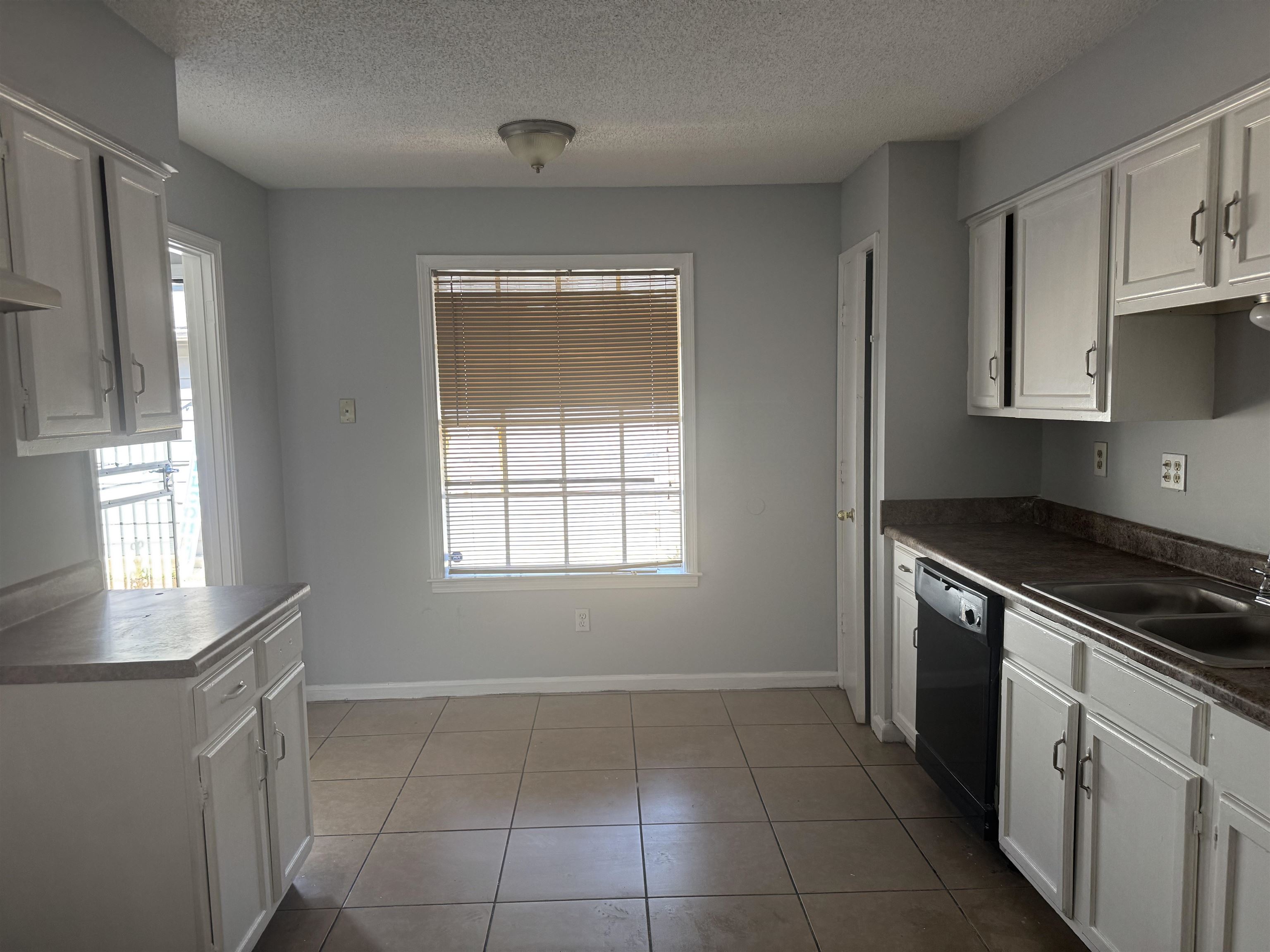 3157 Tulip Poplar Dr 3157 Property Photo 4