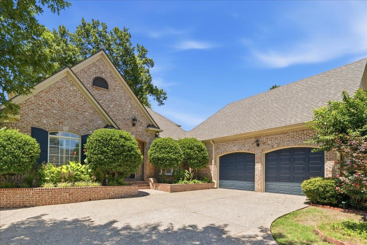 10211 Carnegie Club Dr Property Photo 5