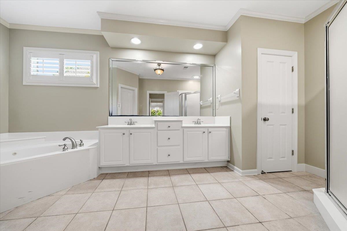 10211 Carnegie Club Dr Property Photo 20