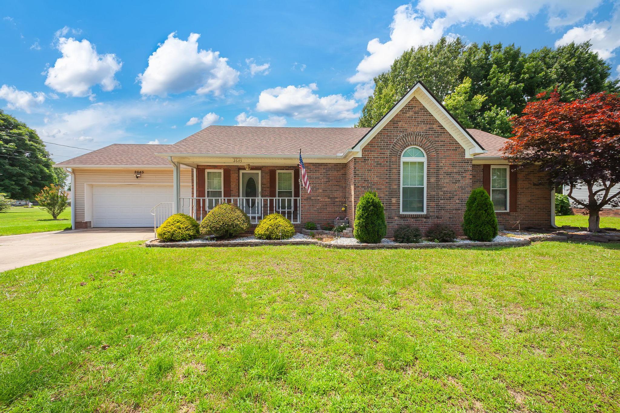 2645 Clifton Dr Property Photo 1