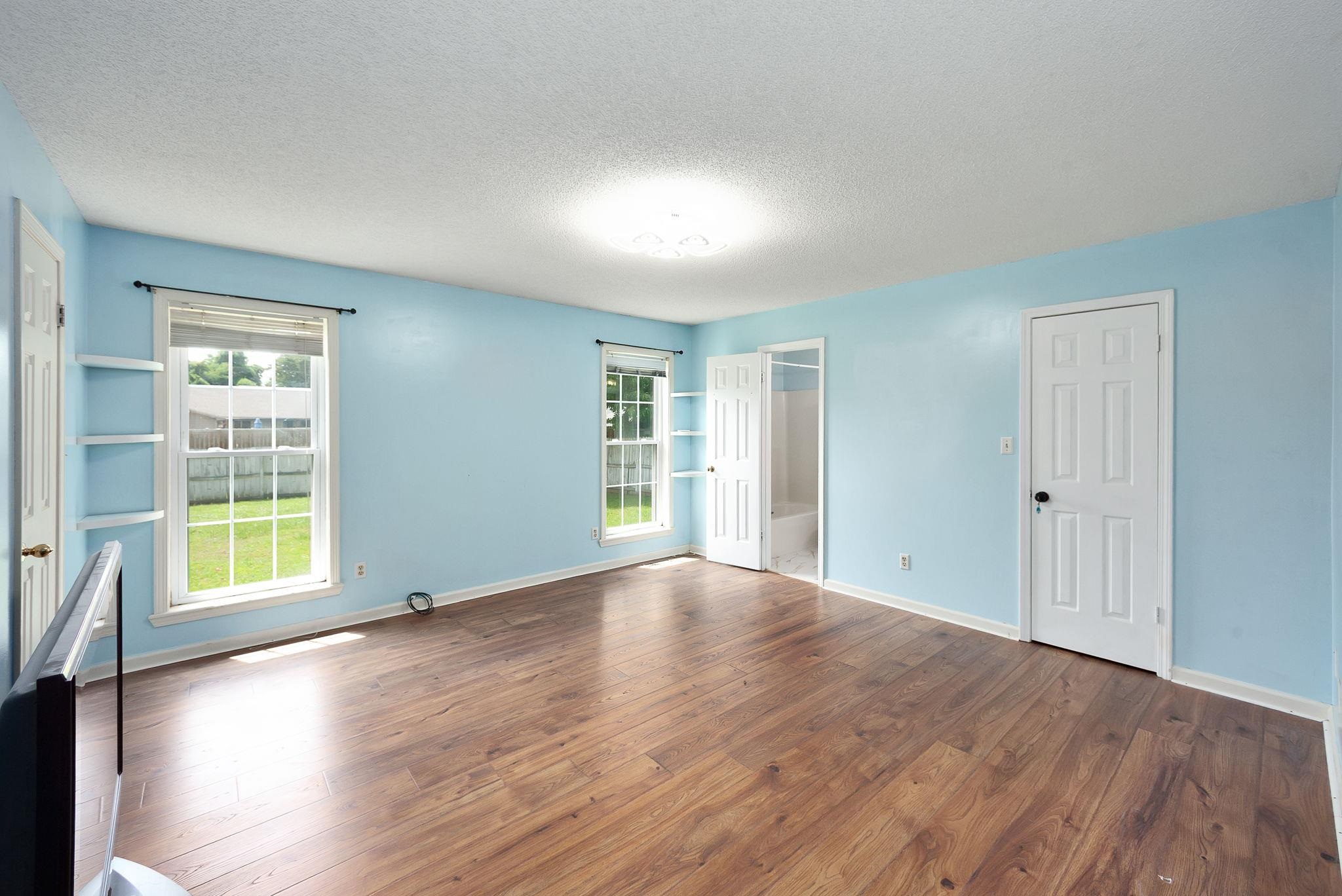 2645 Clifton Dr Property Photo 13