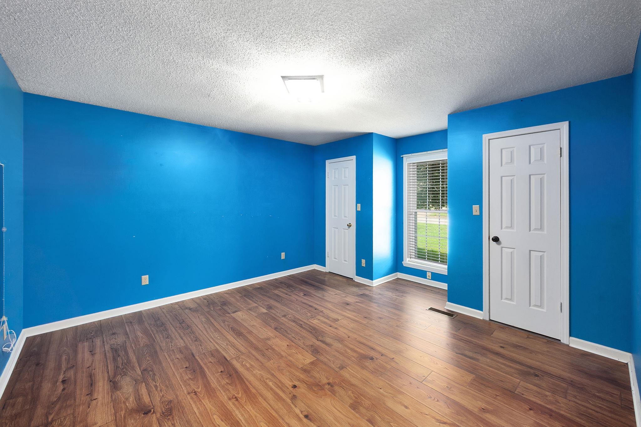 2645 Clifton Dr Property Photo 16