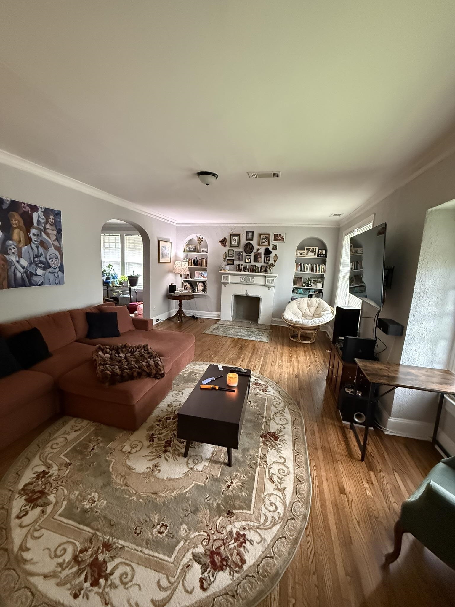 217 N Mclean Blvd Property Photo 2