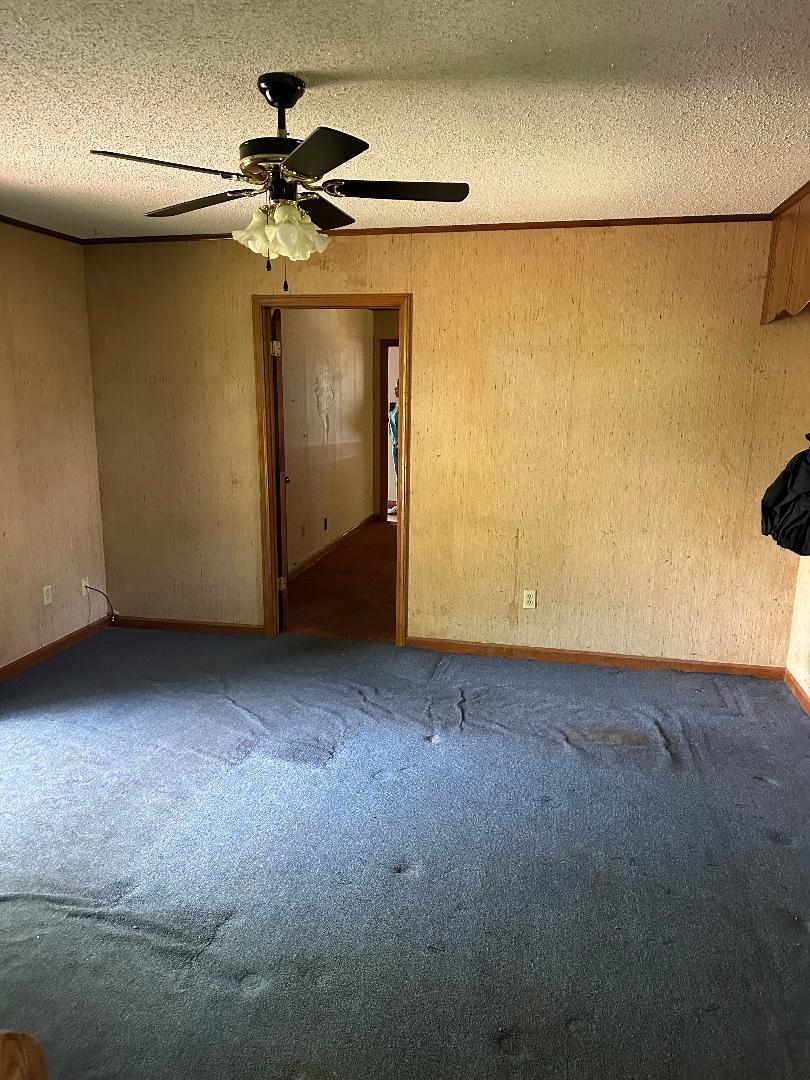 1484 E Dempster Rd Property Photo 8