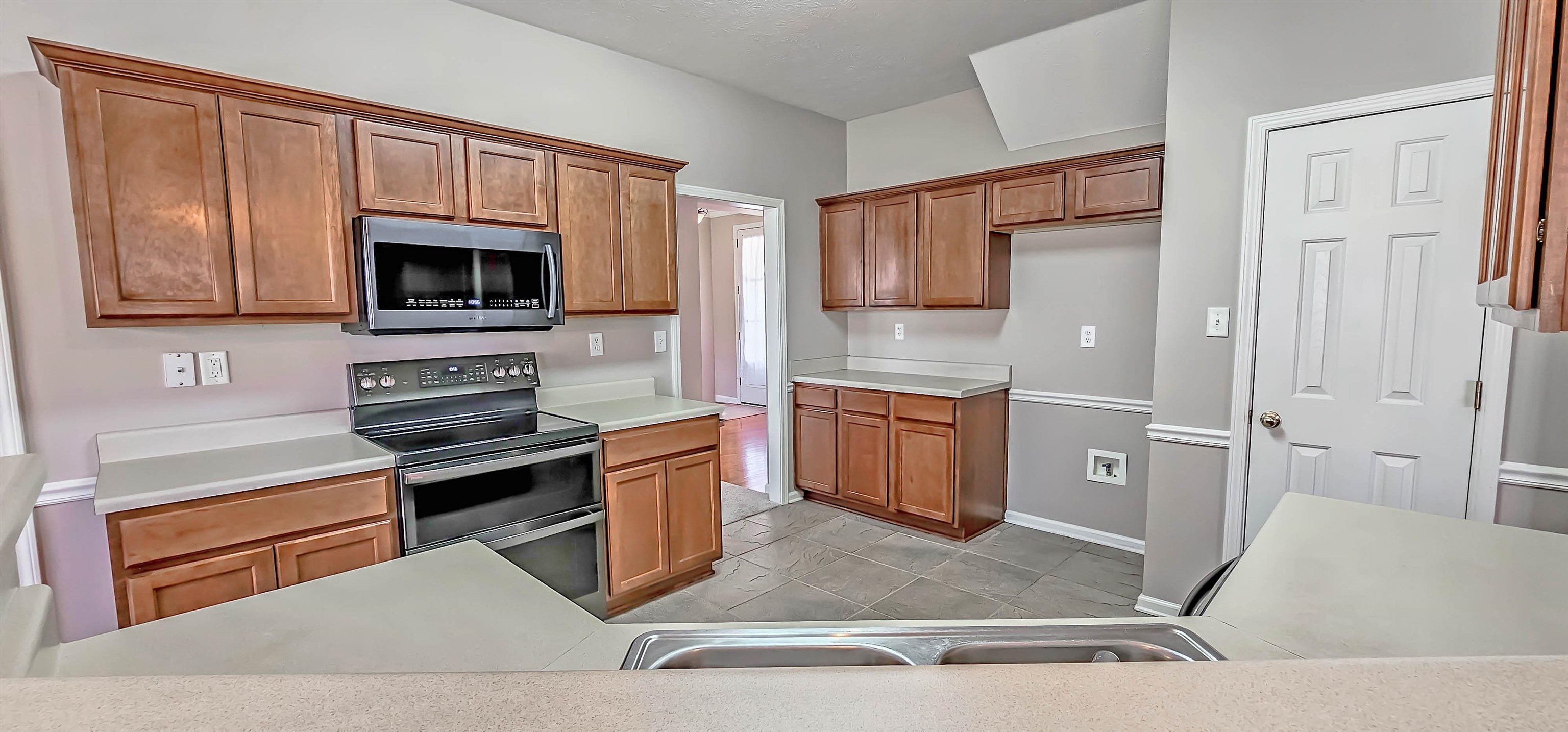 8678 Ashbury Oak Dr Property Photo 11