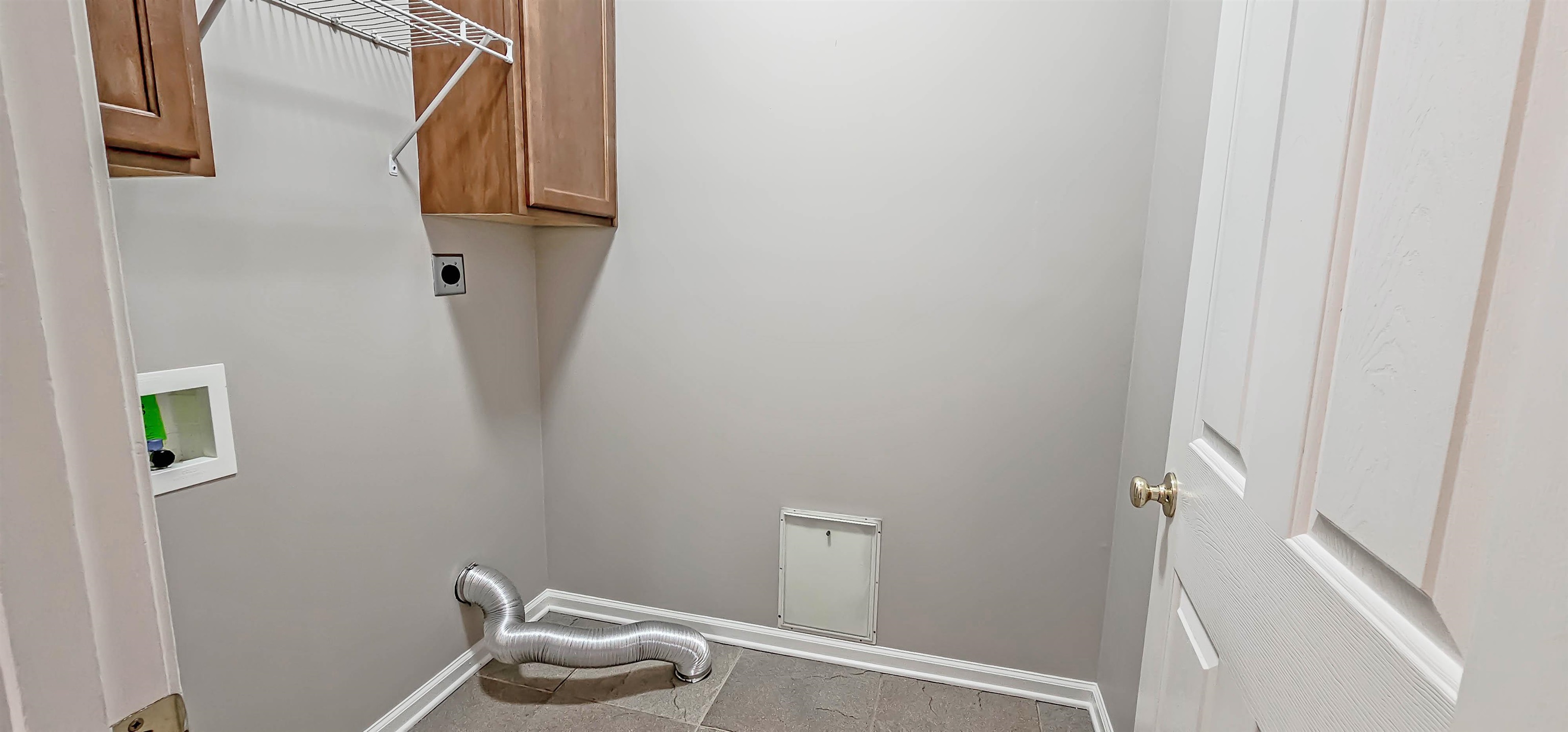 8678 Ashbury Oak Dr Property Photo 13