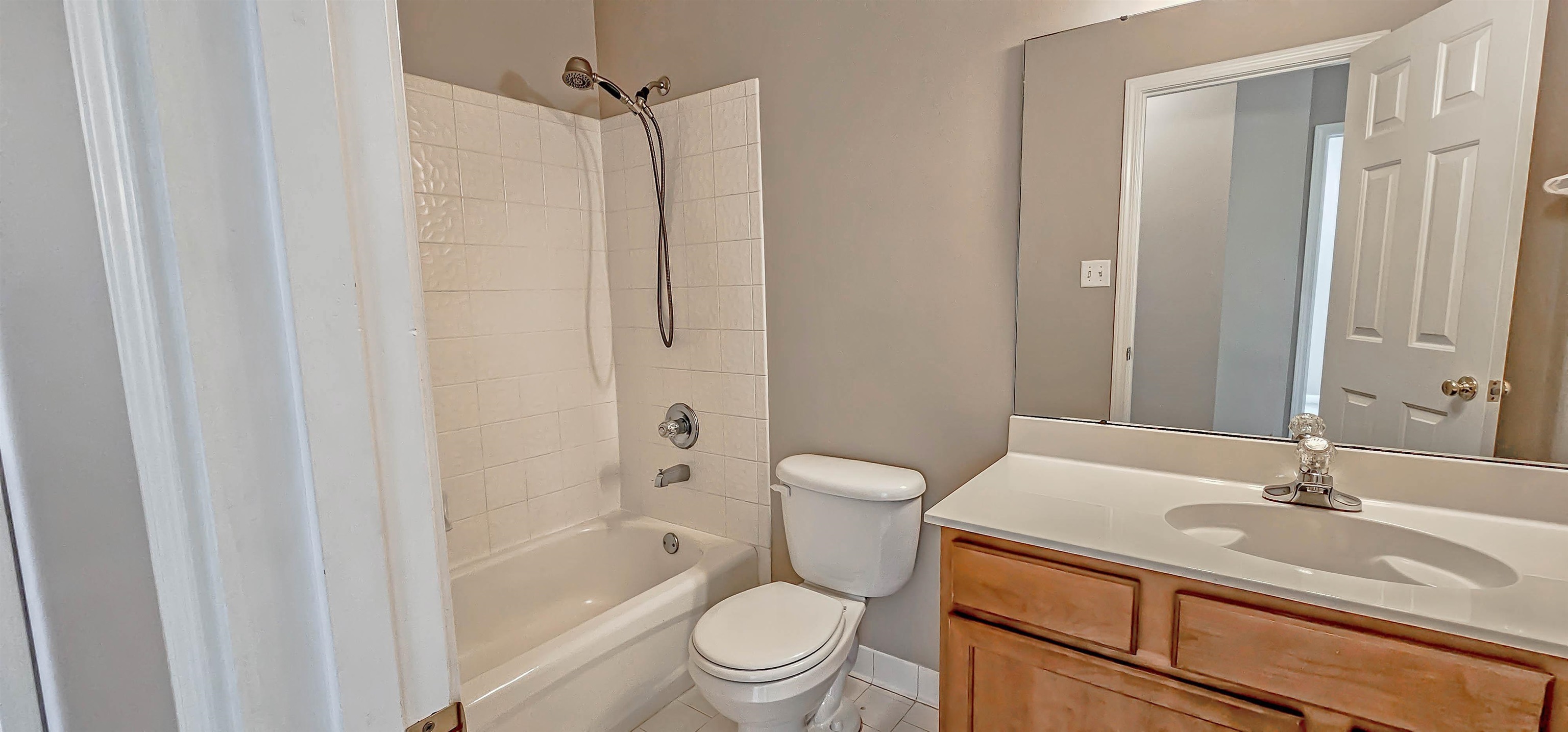8678 Ashbury Oak Dr Property Photo 15