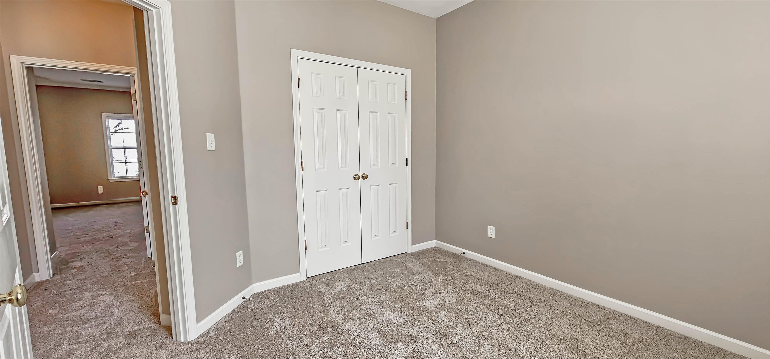 8678 Ashbury Oak Dr Property Photo 18