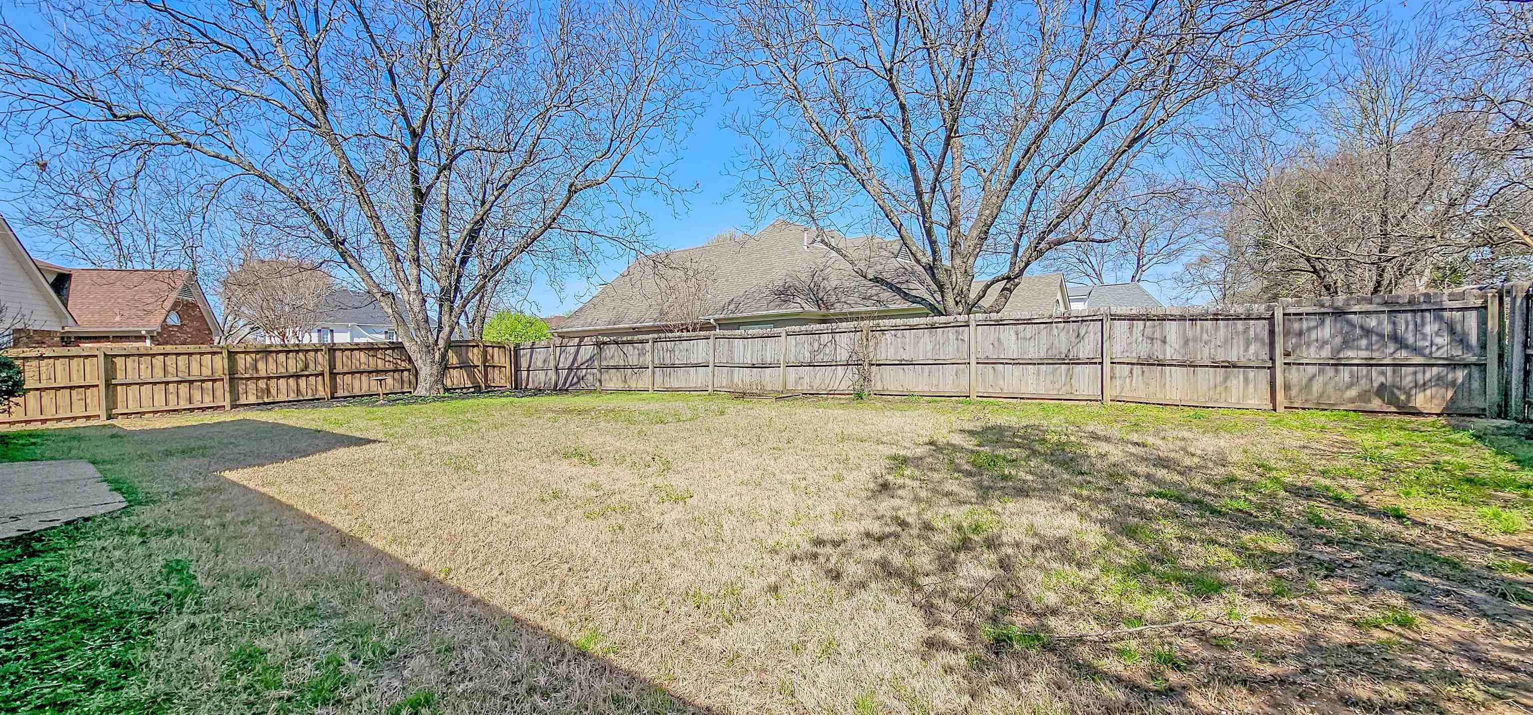 8678 Ashbury Oak Dr Property Photo 28