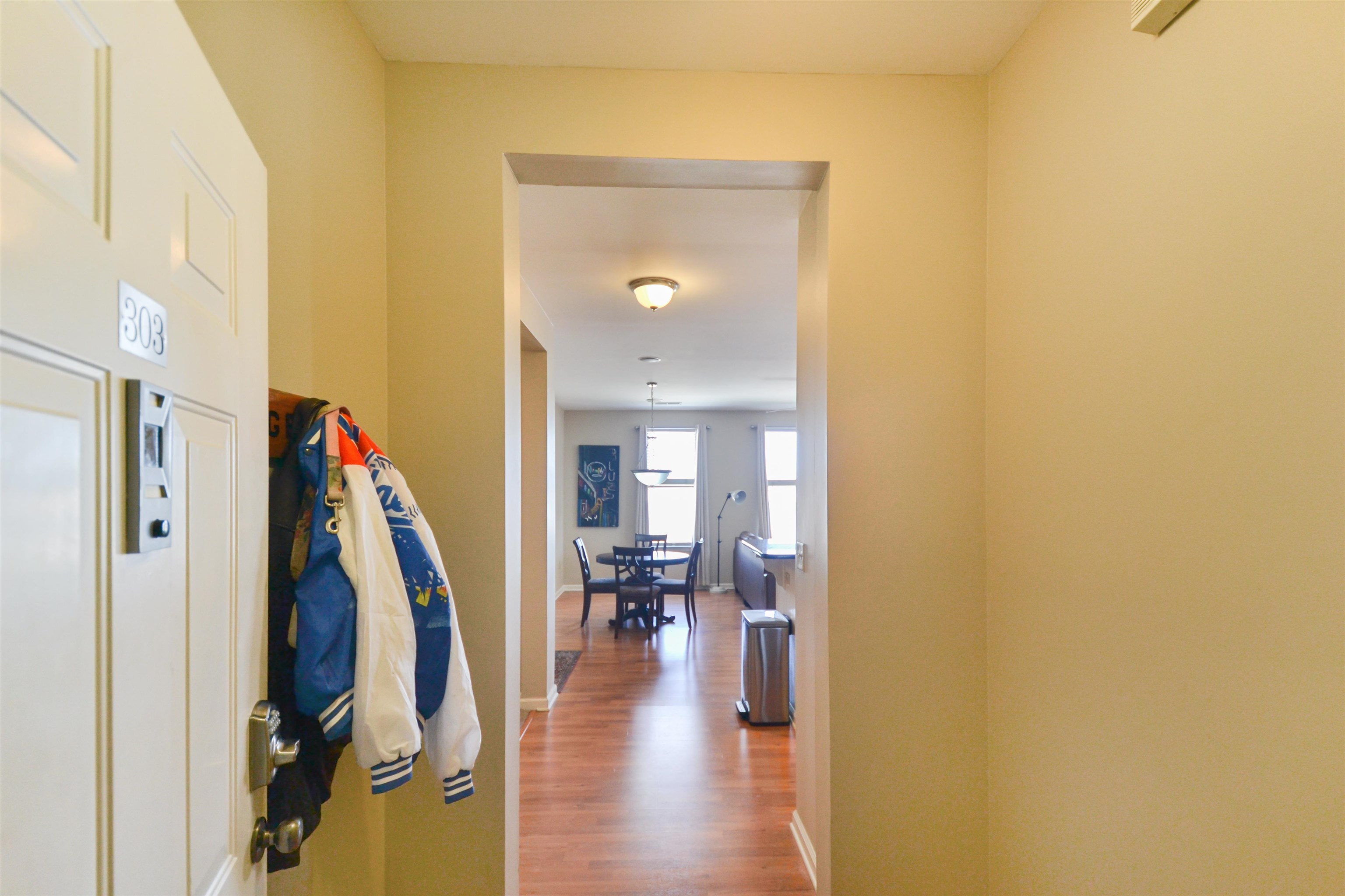 600 S Main St 303 Property Photo 5