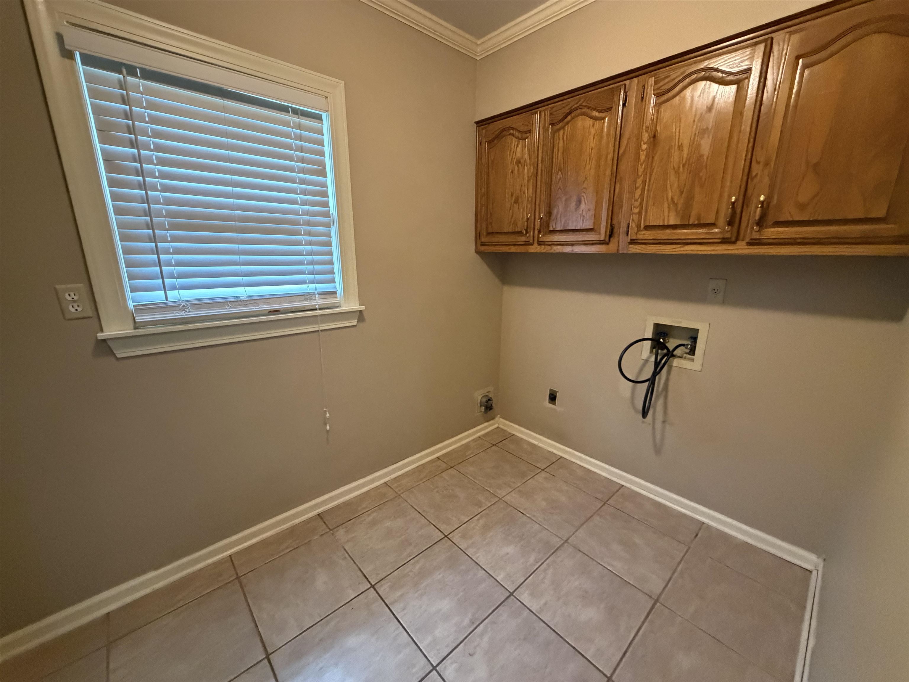 956 Rolling Oaks Ln Property Photo 11