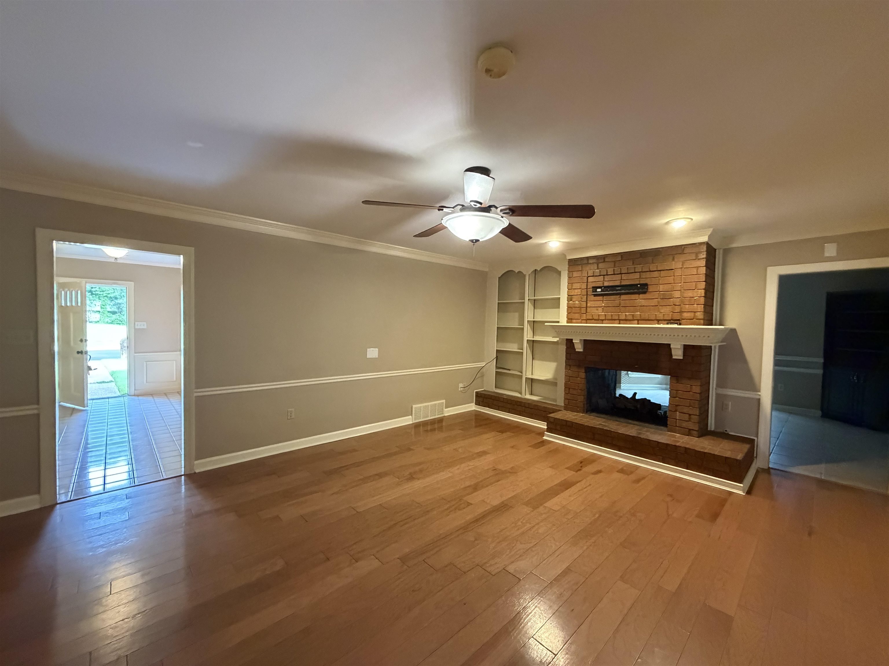 956 Rolling Oaks Ln Property Photo 14