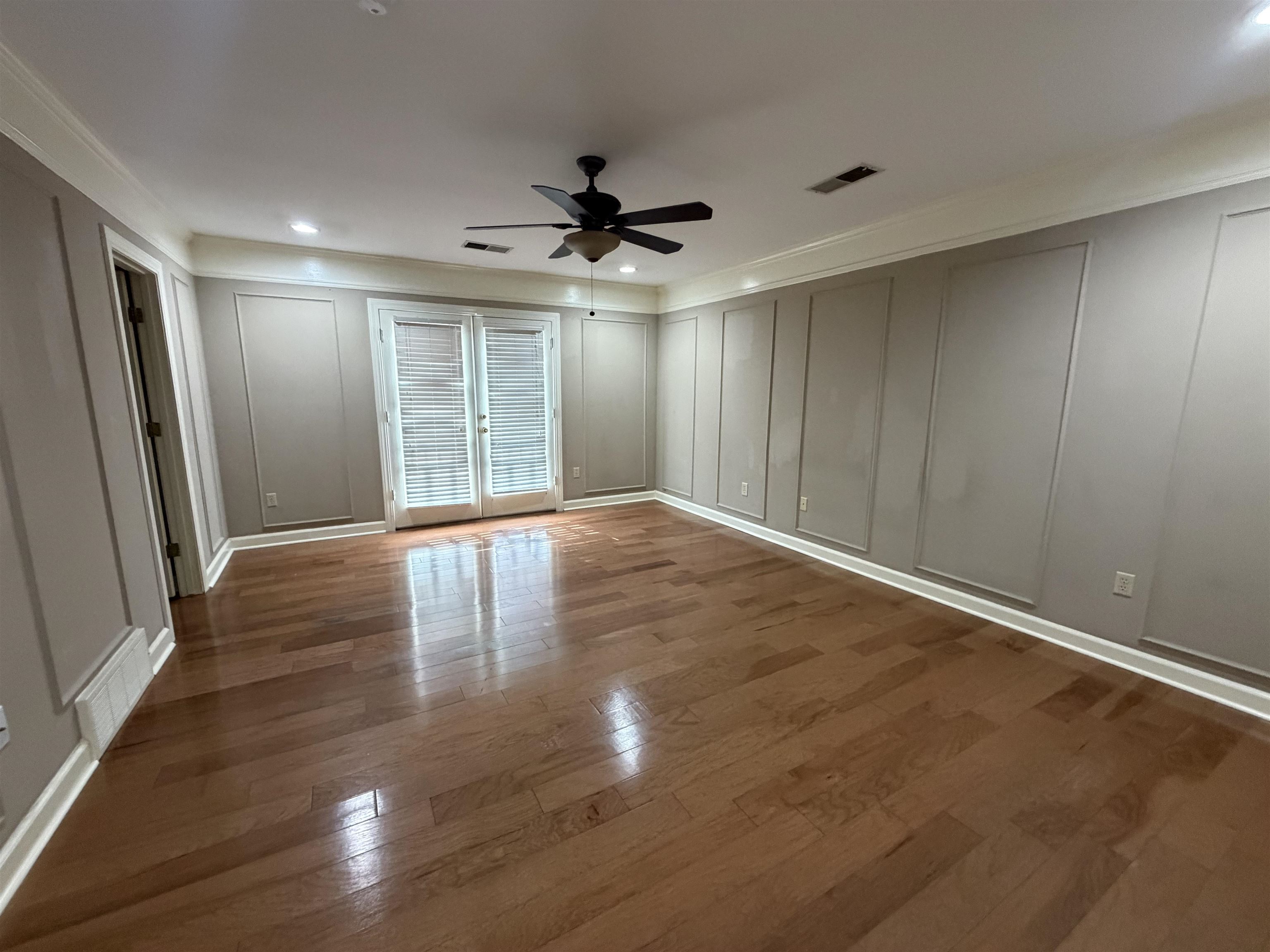 956 Rolling Oaks Ln Property Photo 16