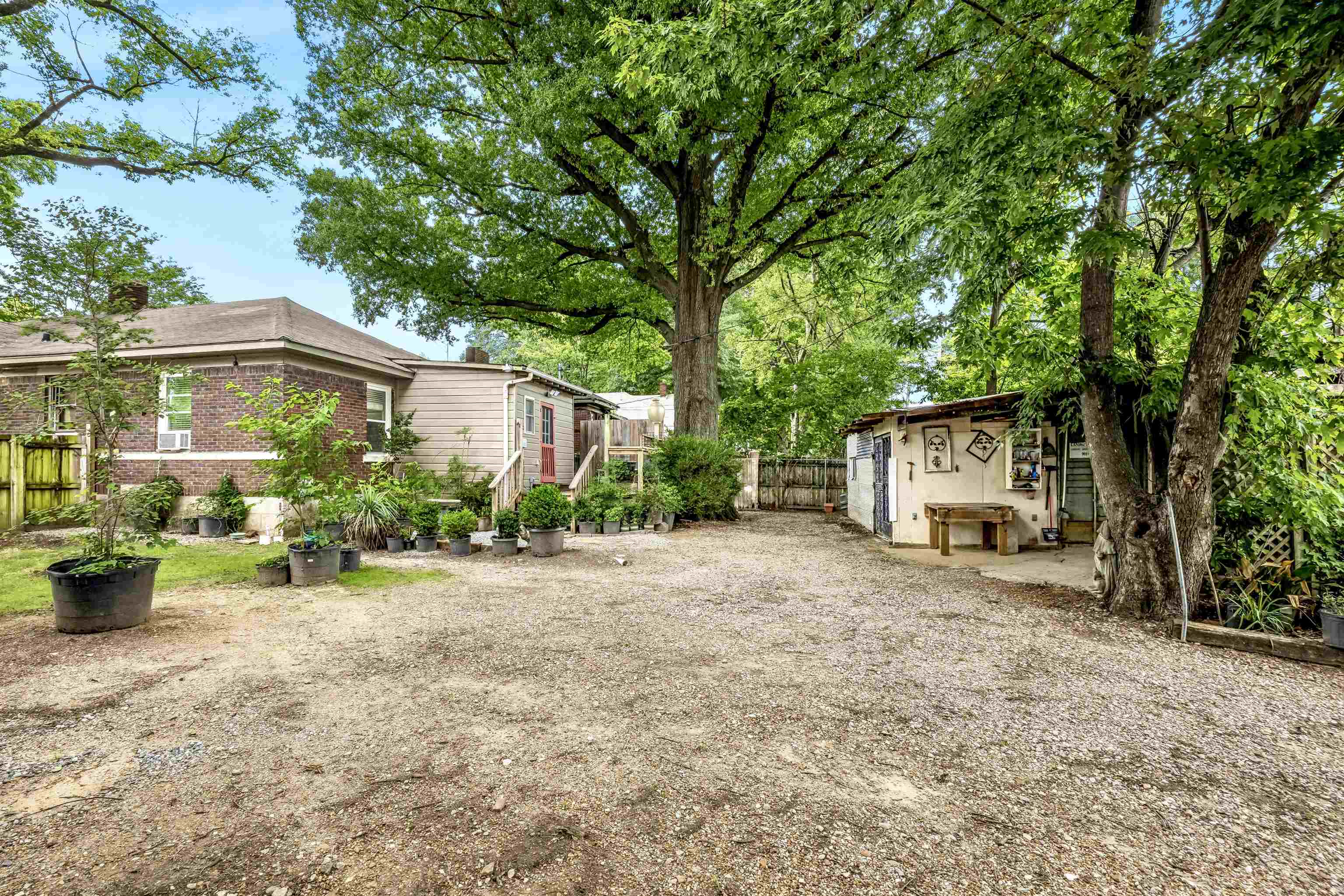 2562 Sam Cooper Blvd Property Photo 22