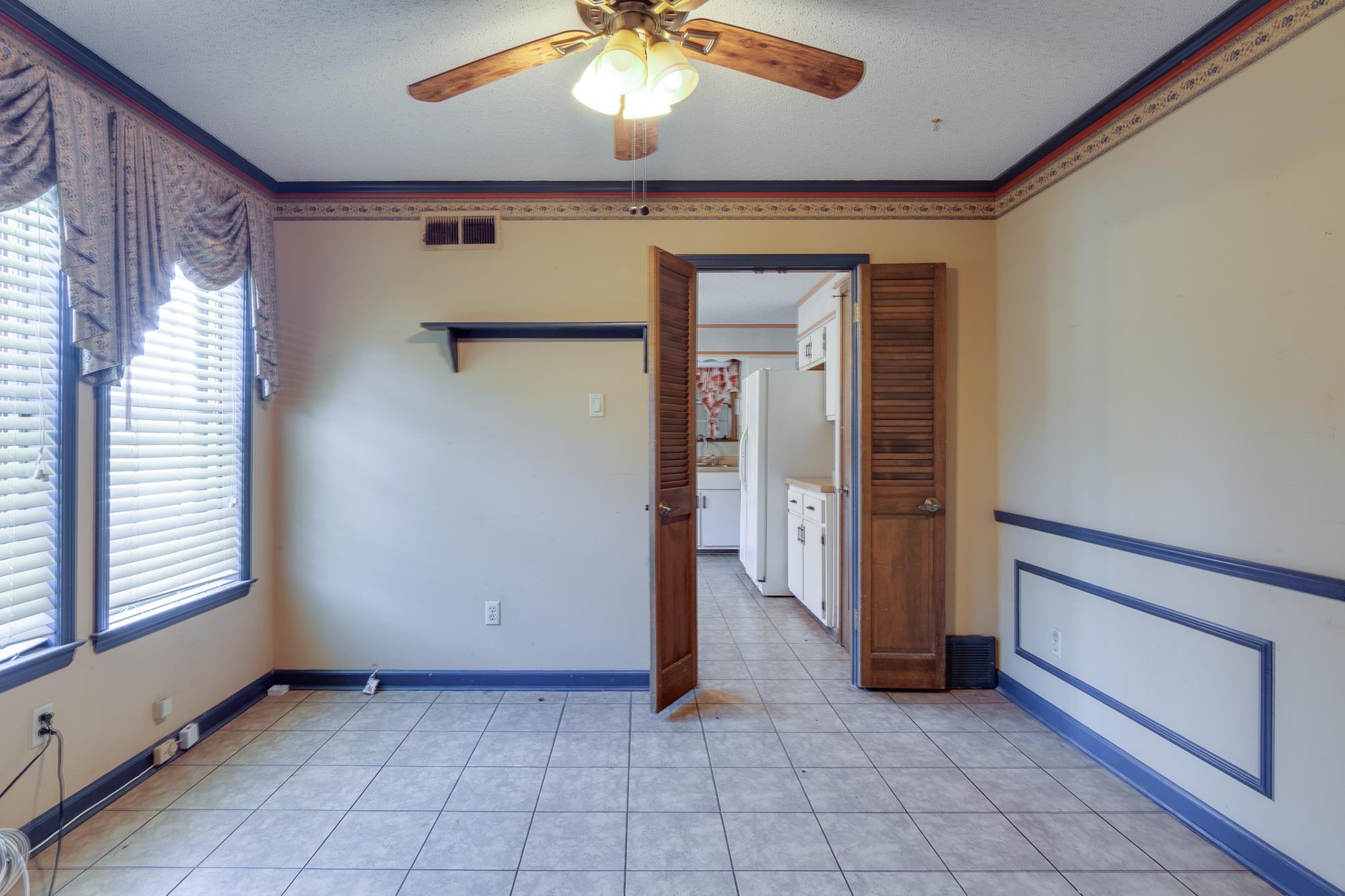 8083 Cinders Dr Property Photo 3