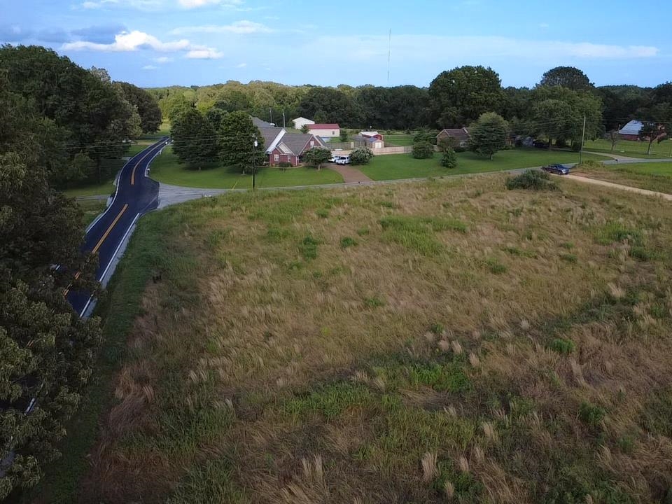 Hill Ave Property Photo 4