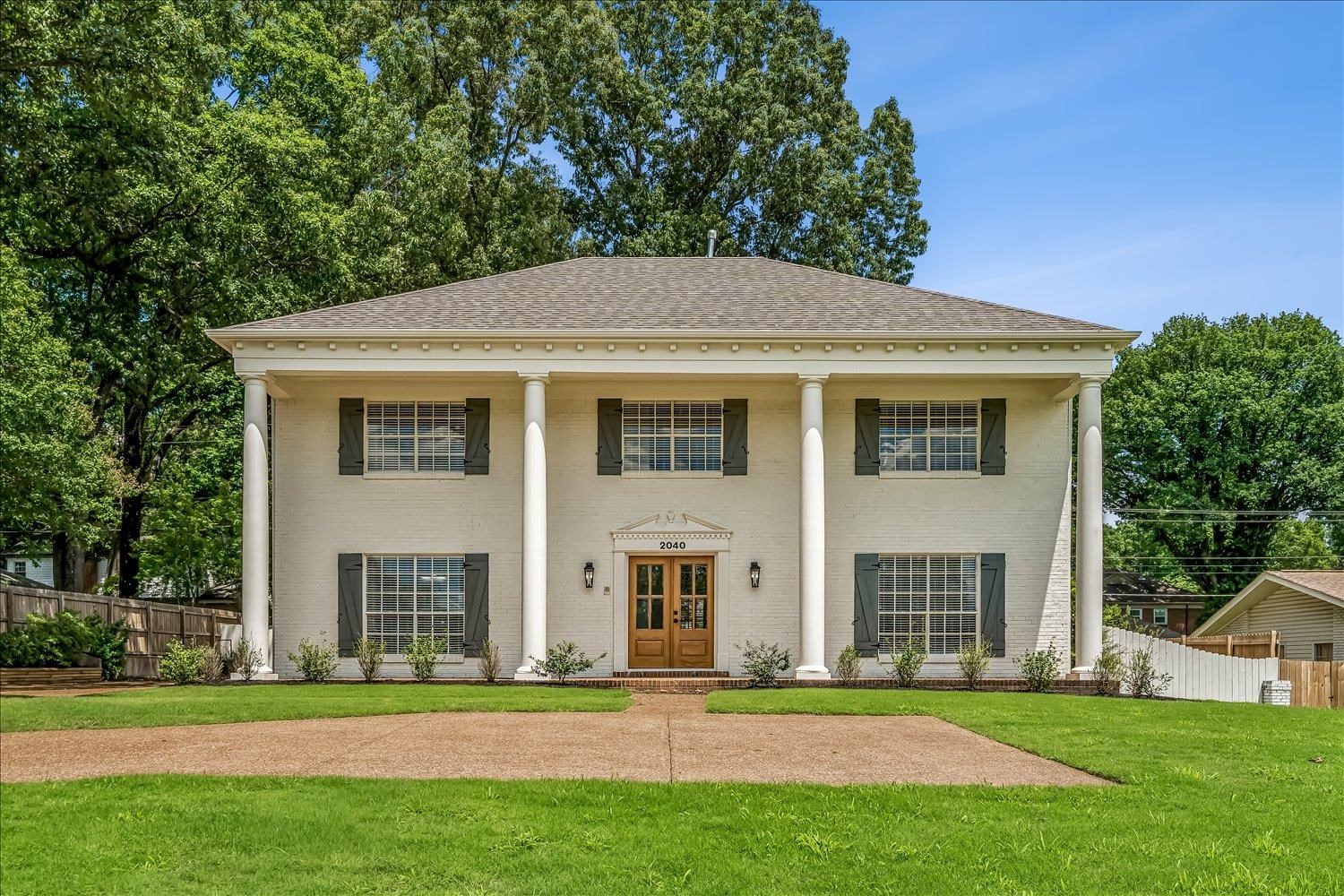 2040 Ridgeway Rd Property Photo 1