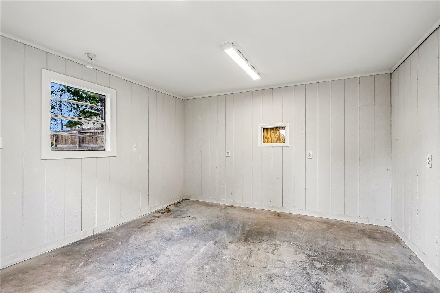2040 Ridgeway Rd Property Photo 34