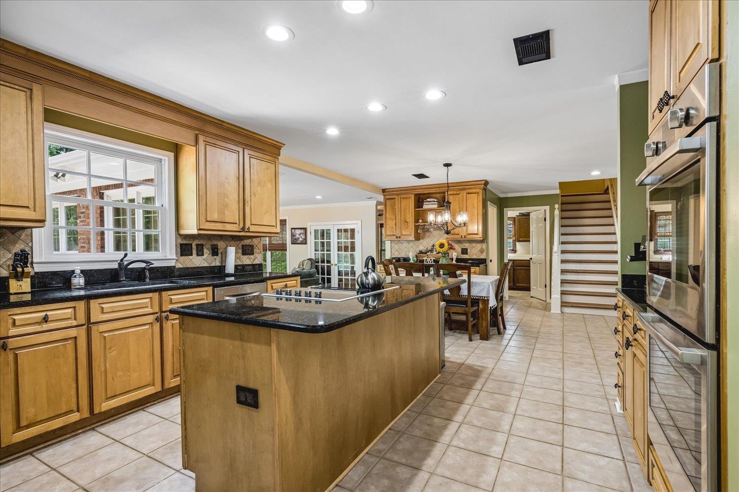 9324 Oak Knoll Cv Property Photo 8