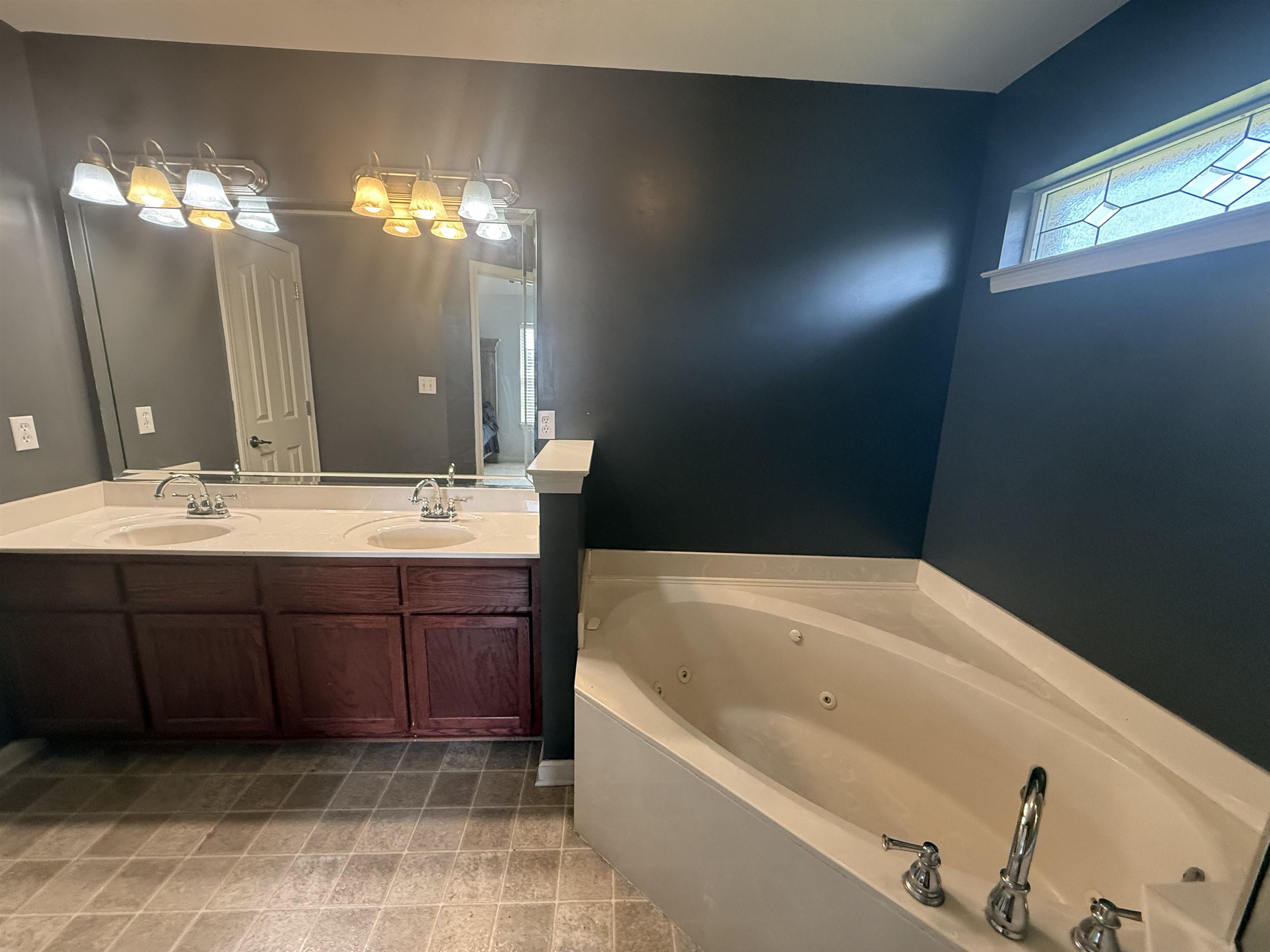 3967 Rasco Hills Dr Property Photo 11
