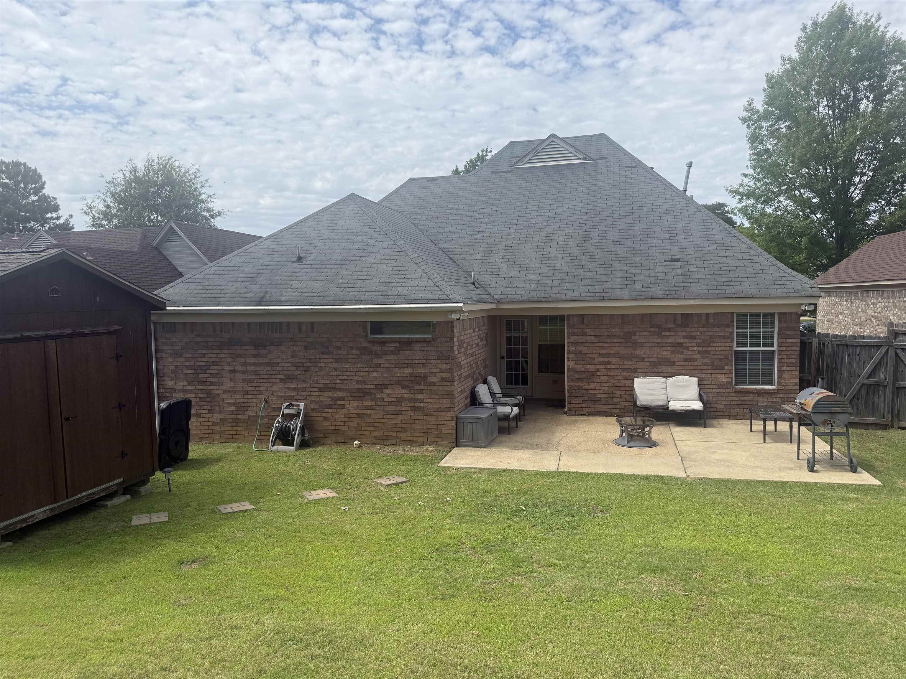 3967 Rasco Hills Dr Property Photo 19