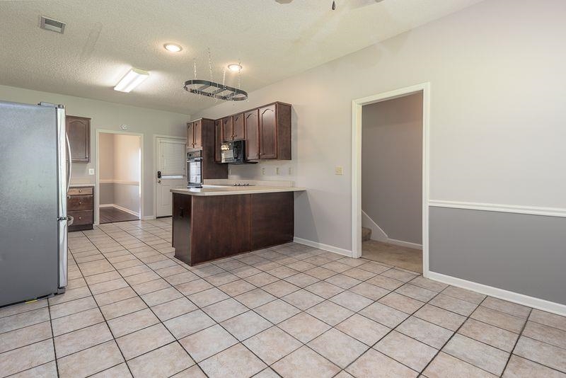 5115 Bluff Springs Dr Property Photo 8